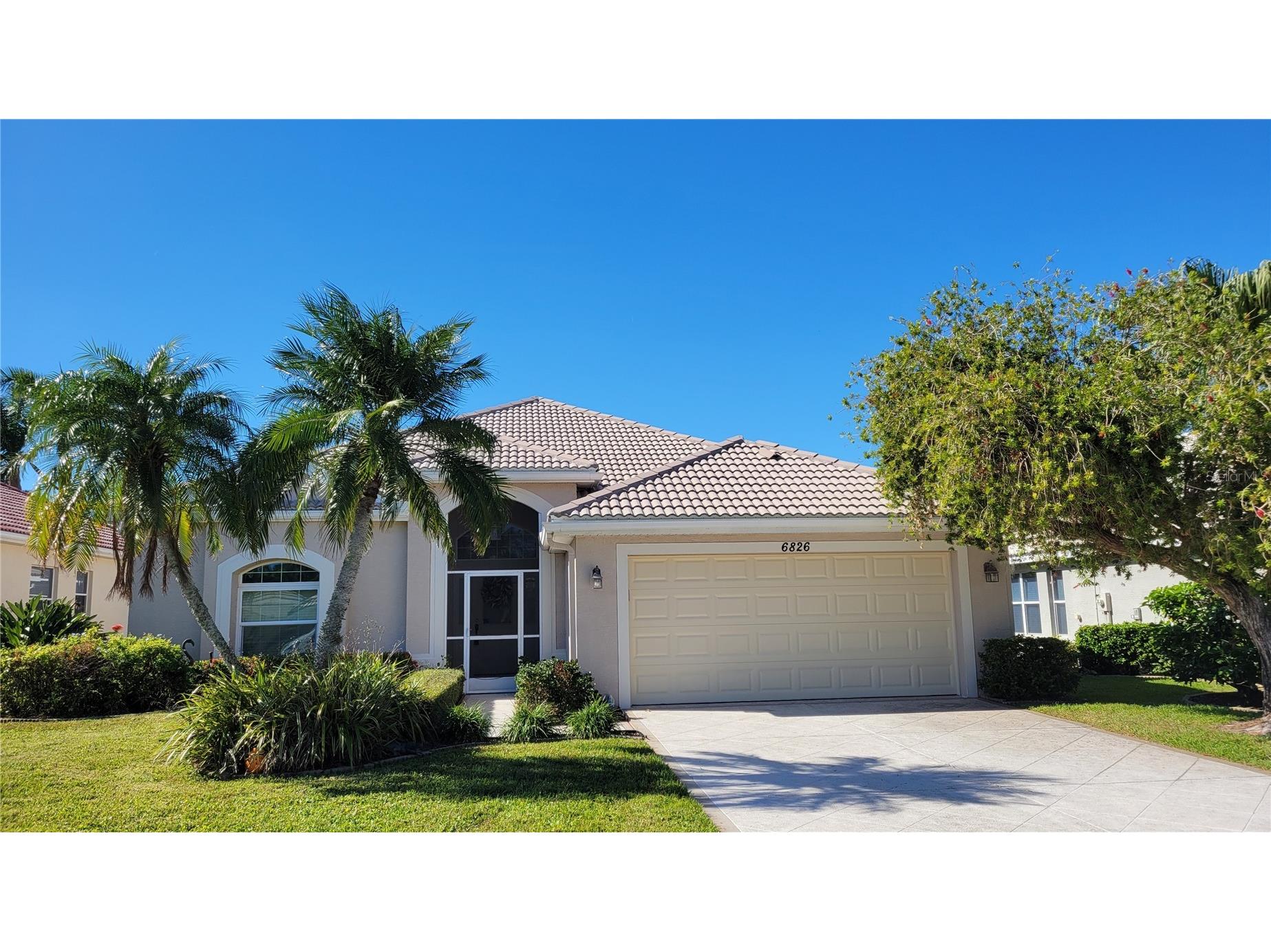 6826 Winslow Street Sarasota FL 34243 A4674903 image1