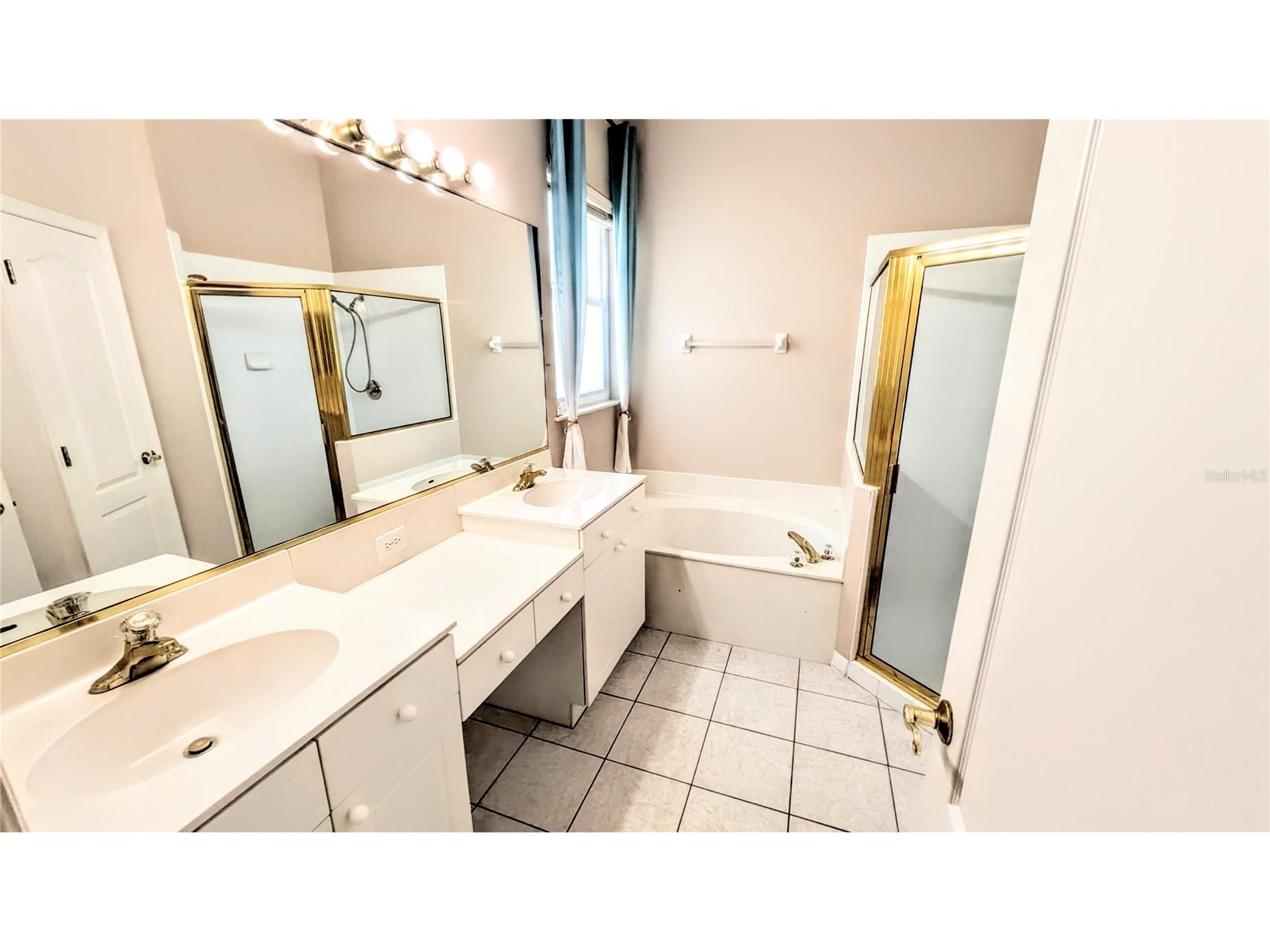 6826 Winslow Street Sarasota FL 34243 A4674903 image19