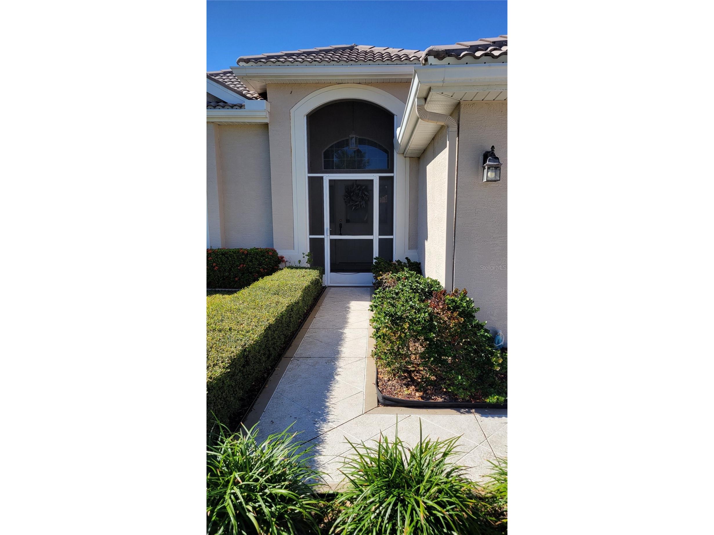 6826 Winslow Street Sarasota FL 34243 A4674903 image2