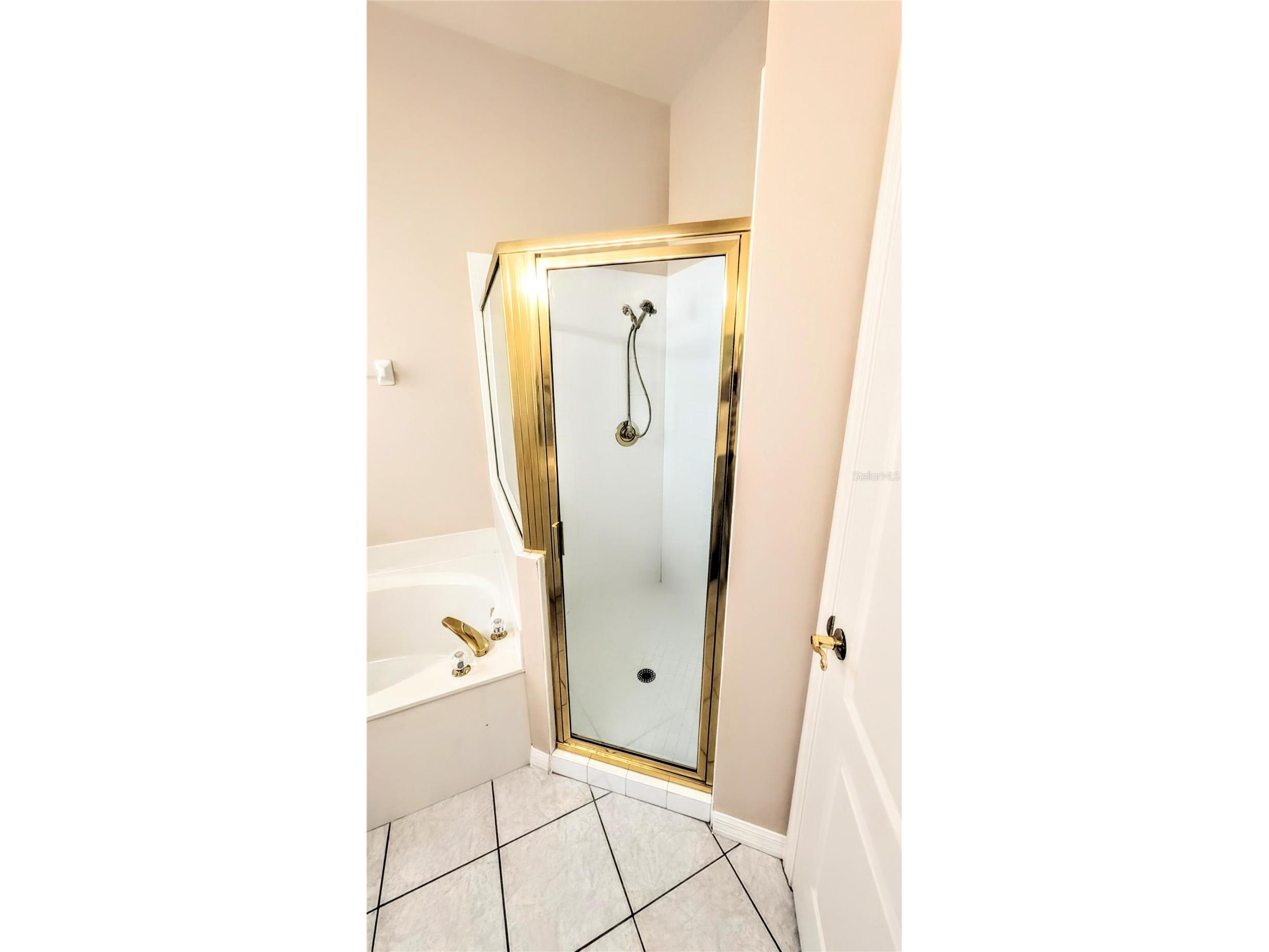 6826 Winslow Street Sarasota FL 34243 A4674903 image20