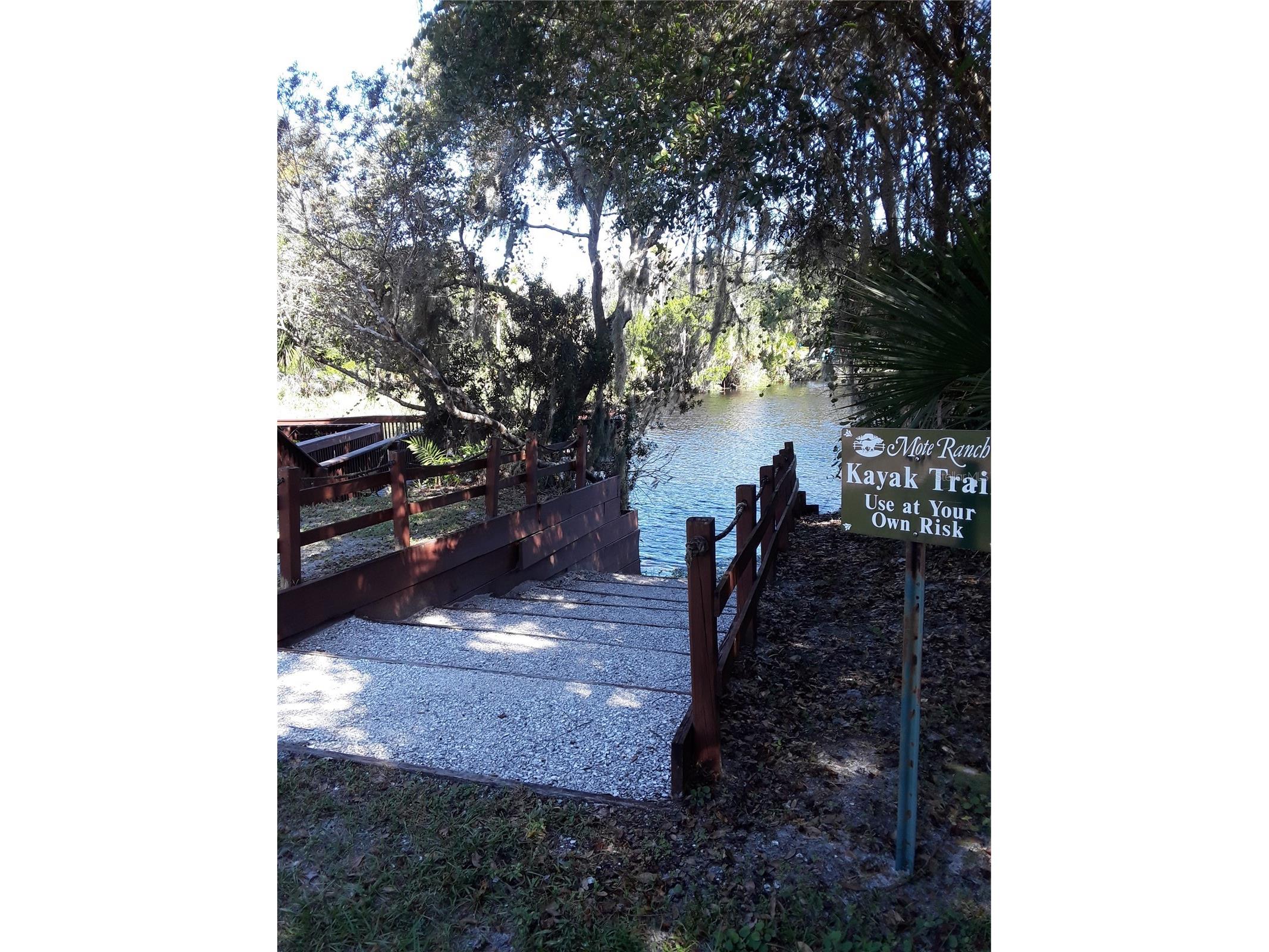 6826 Winslow Street Sarasota FL 34243 A4674903 image39