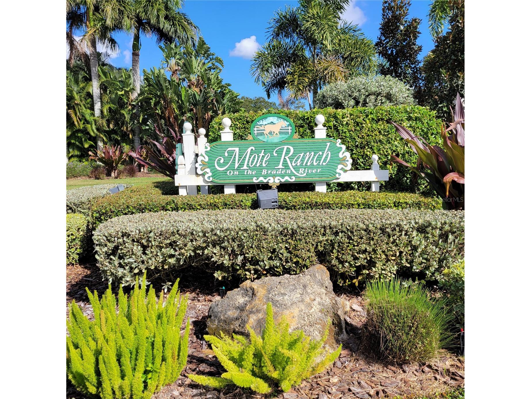 6826 Winslow Street Sarasota FL 34243 A4674903 image43