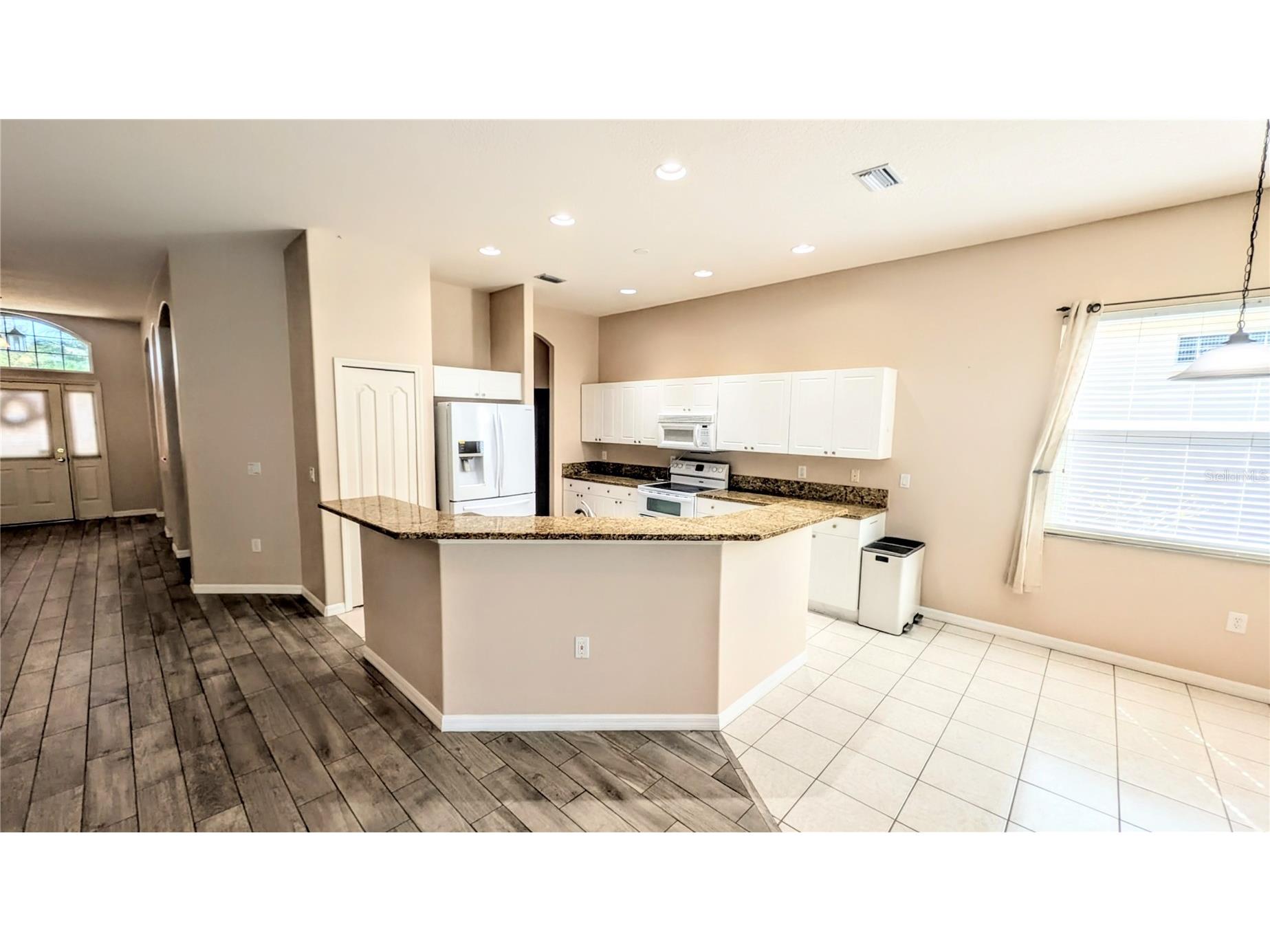 6826 Winslow Street Sarasota FL 34243 A4674903 image6