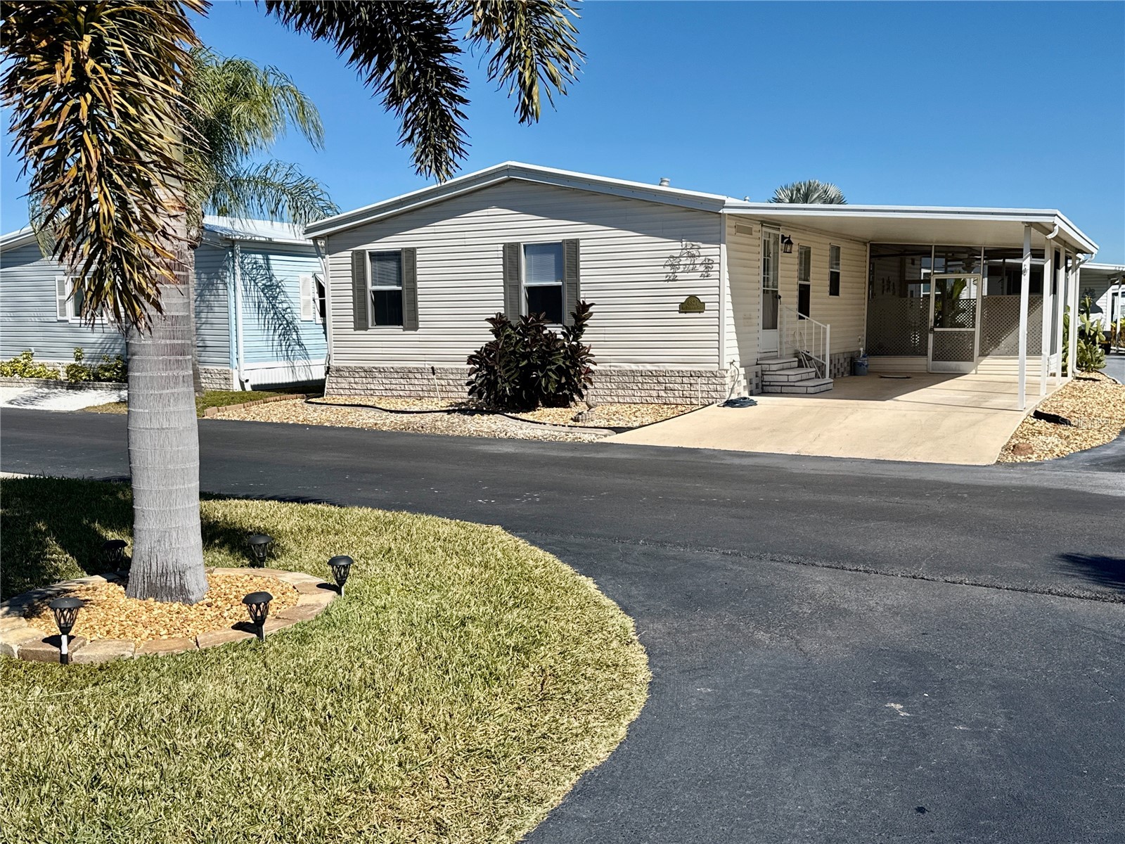 6827 Mount Pleasant Road NE #47 Saint Petersburg FL 33702 - TAMPA BAY TB8473992 image1