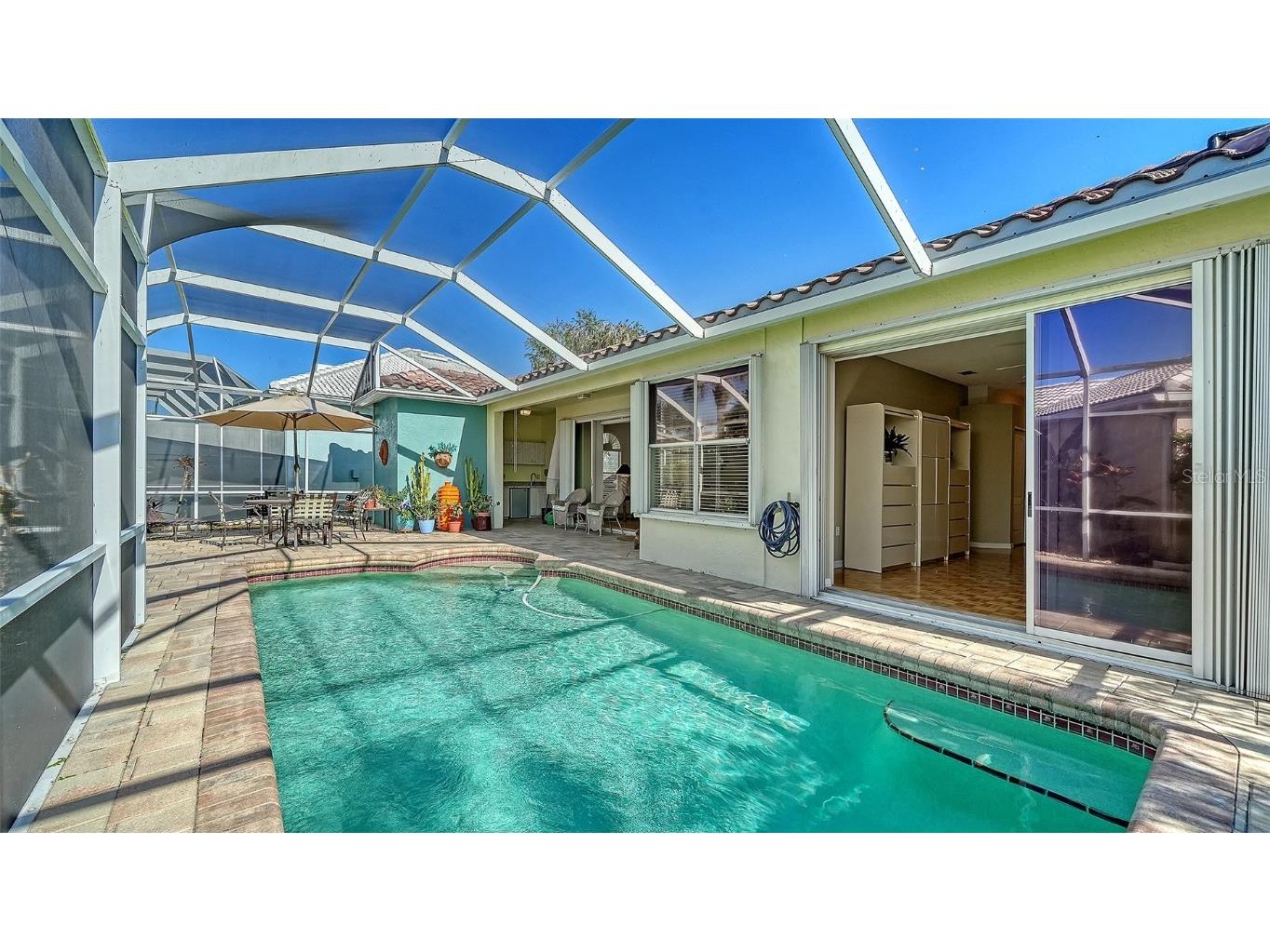 6828 Avenida Marbella Sarasota FL 34238 A4673438 image12