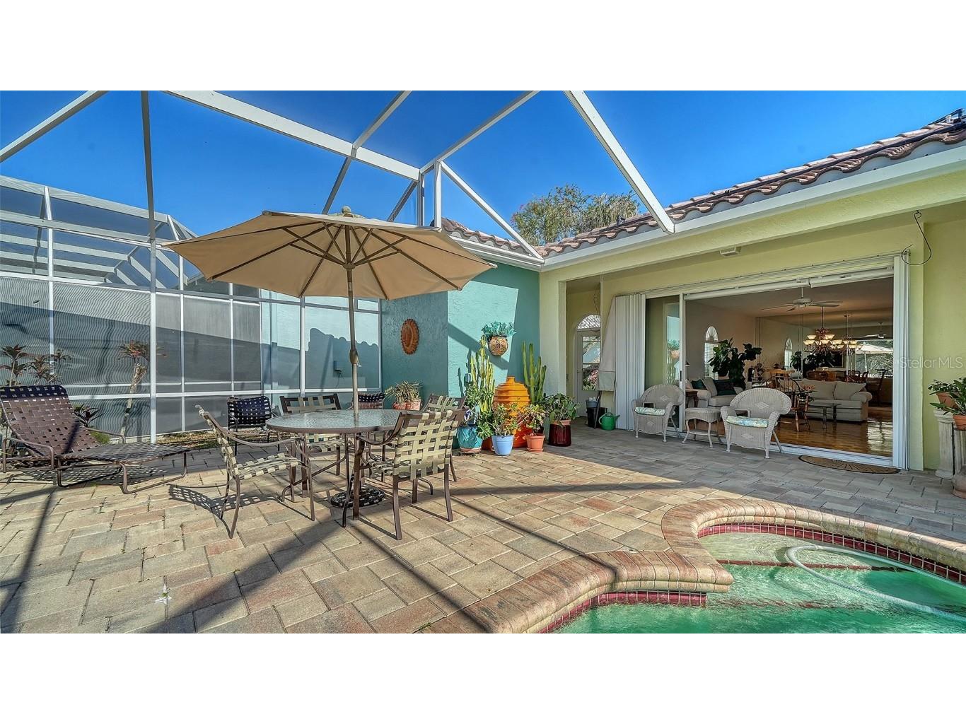 6828 Avenida Marbella Sarasota FL 34238 A4673438 image13