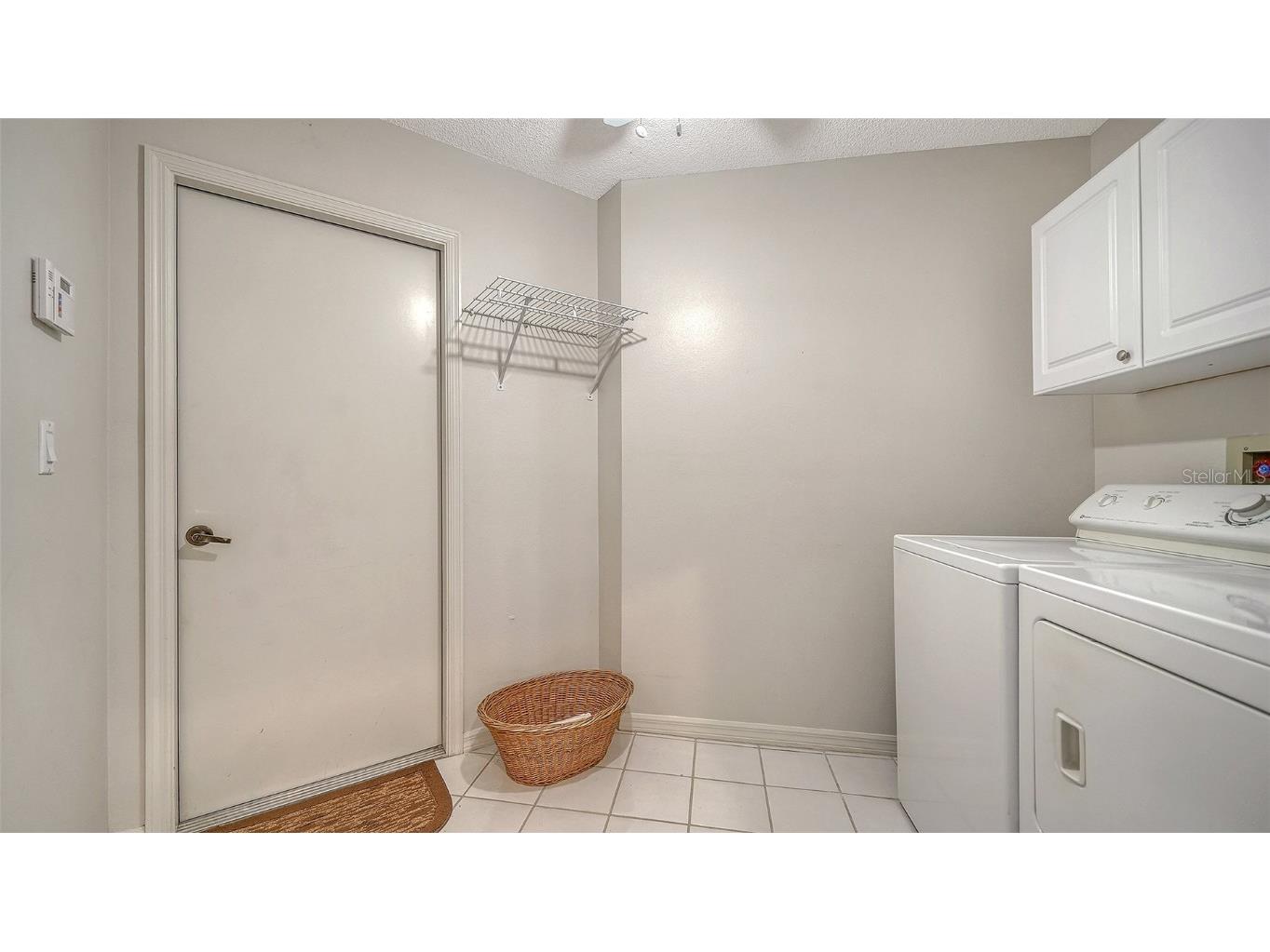 6828 Avenida Marbella Sarasota FL 34238 A4673438 image37