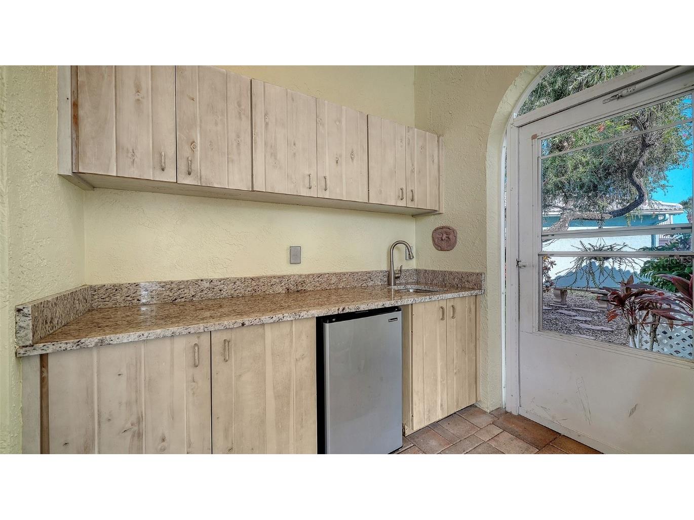 6828 Avenida Marbella Sarasota FL 34238 A4673438 image43