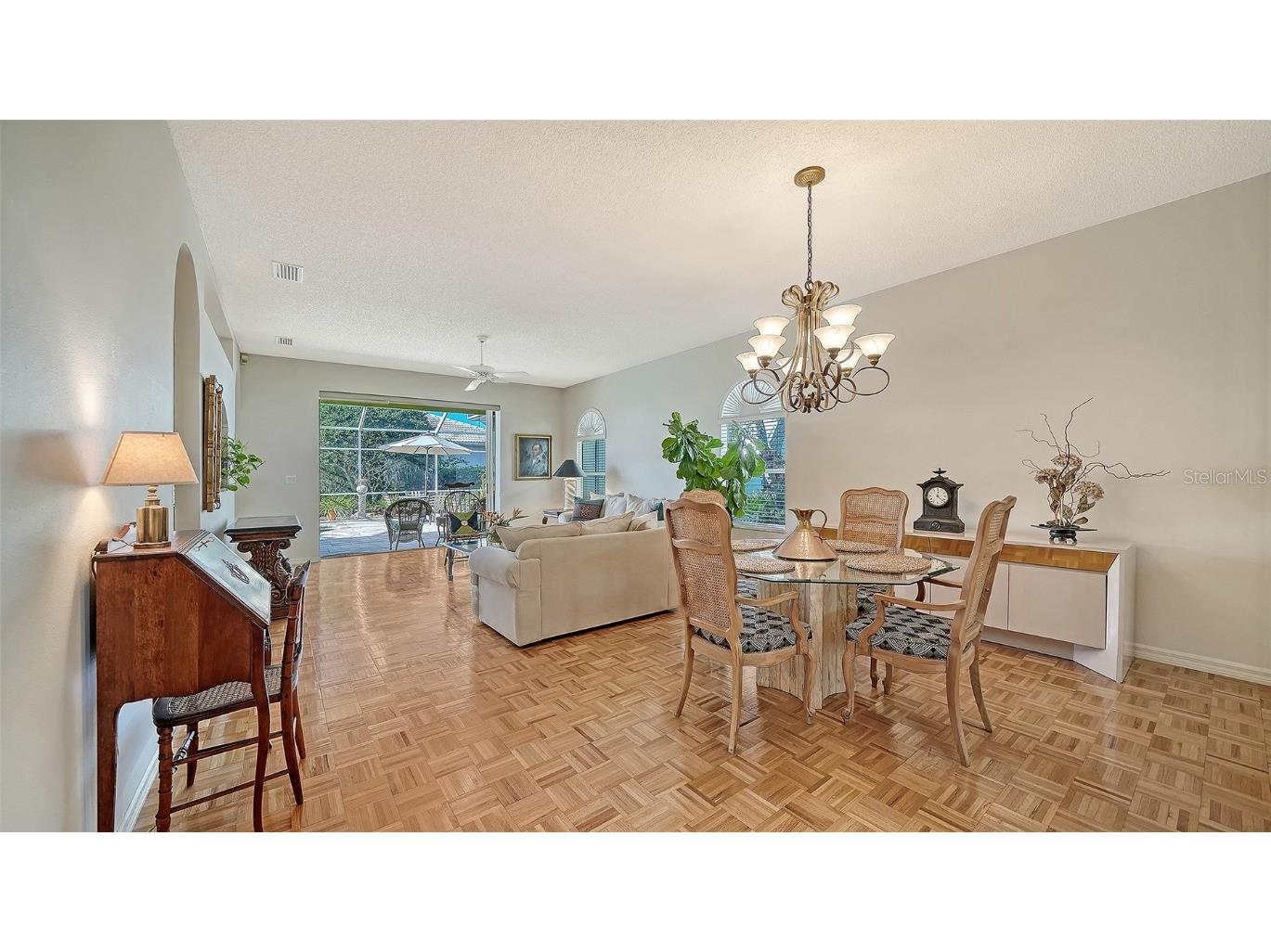 6828 Avenida Marbella Sarasota FL 34238 A4673438 image6