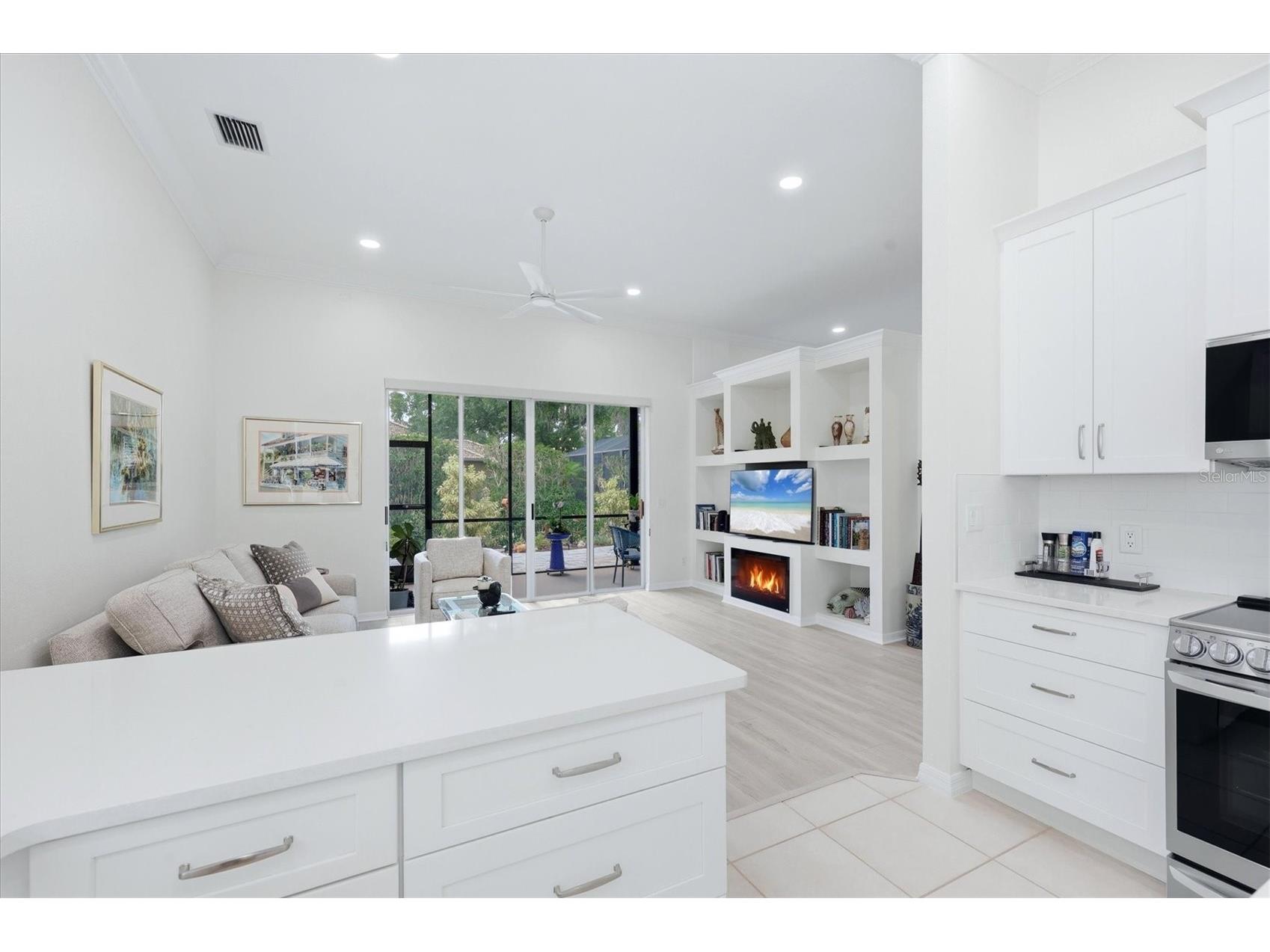 6828 Bay Hill Drive Bradenton FL 34202 A4696320 image14