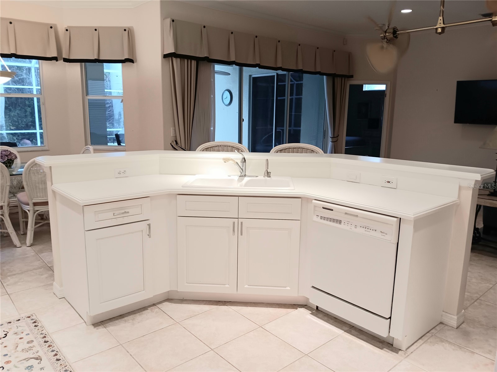 6828 Winslow Street Sarasota FL 34243 TB8526907 image16
