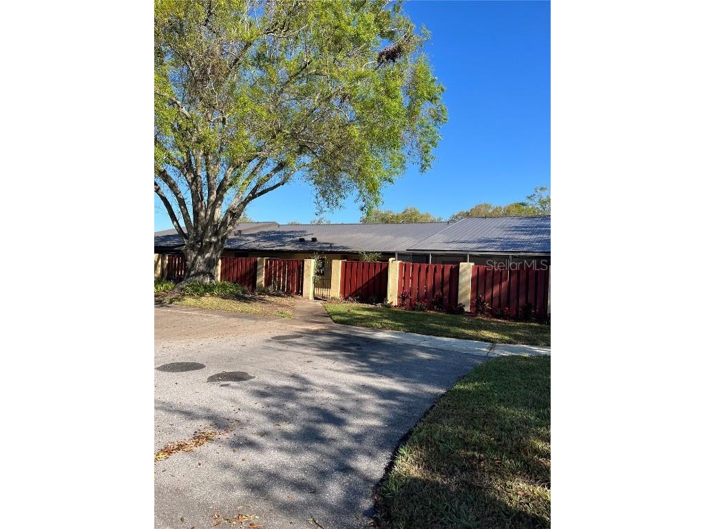 683 Broadmoor Circle #683 Winter Haven FL 33884 P4933896 image1