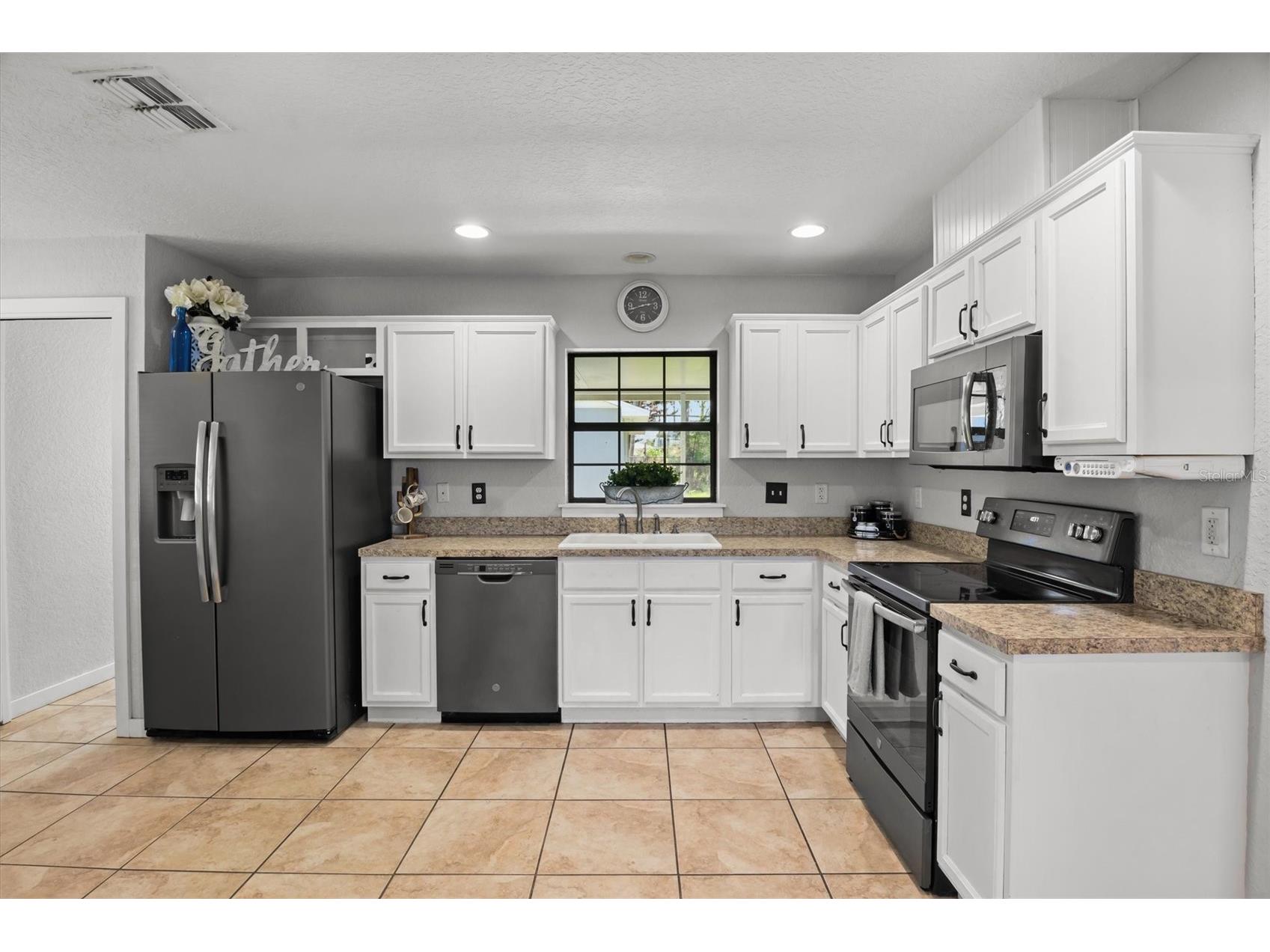 683 E Brookins Avenue Eagle Lake FL 33839 P4939123 image13