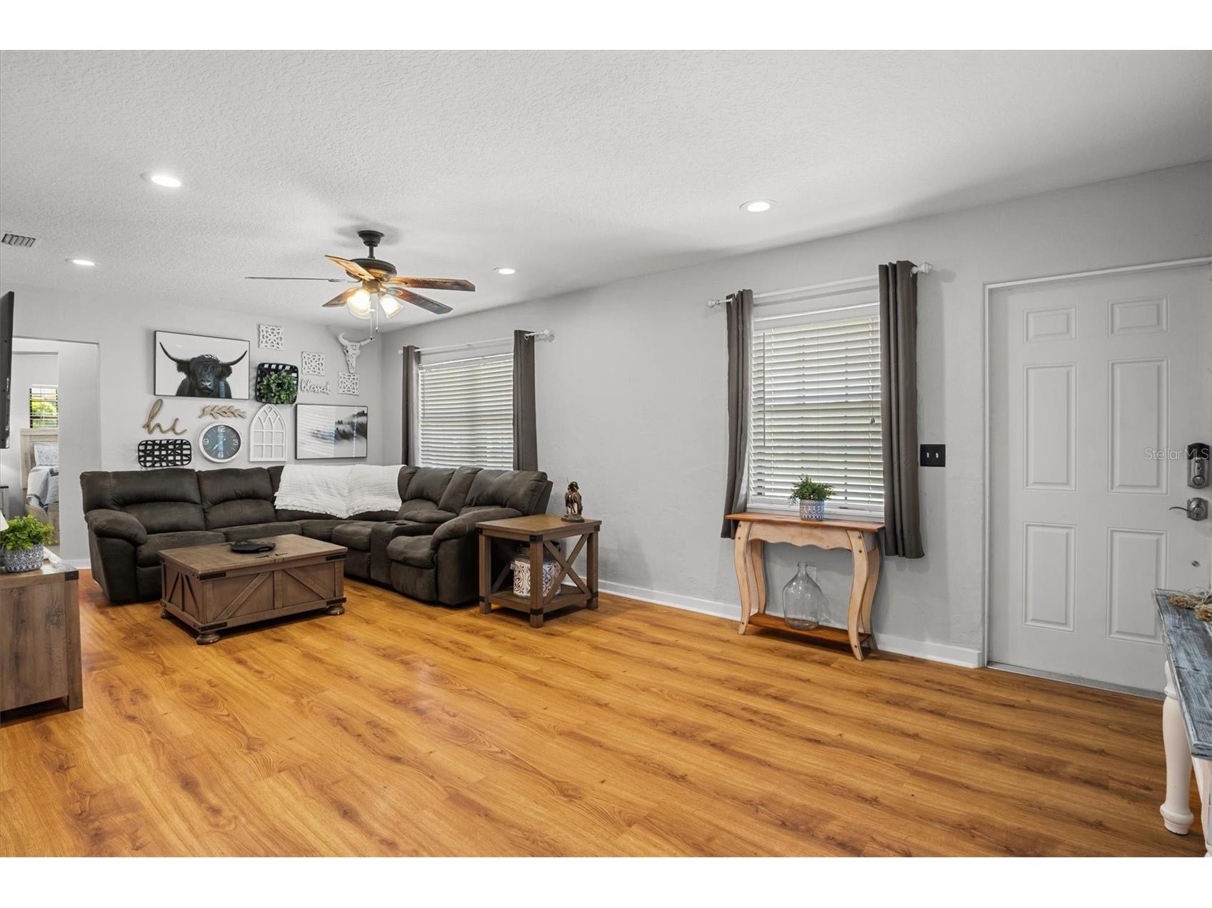 683 E Brookins Avenue Eagle Lake FL 33839 P4939123 image8