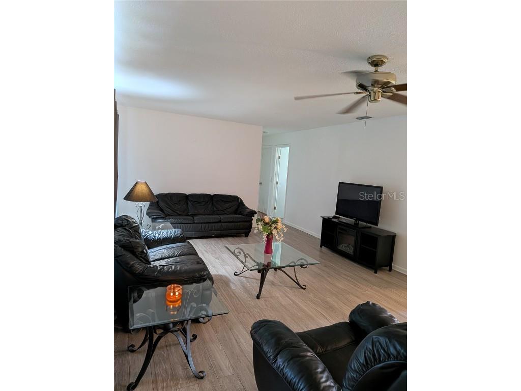 683 Gainsboro Street Deltona FL 32725 V4944971 image2