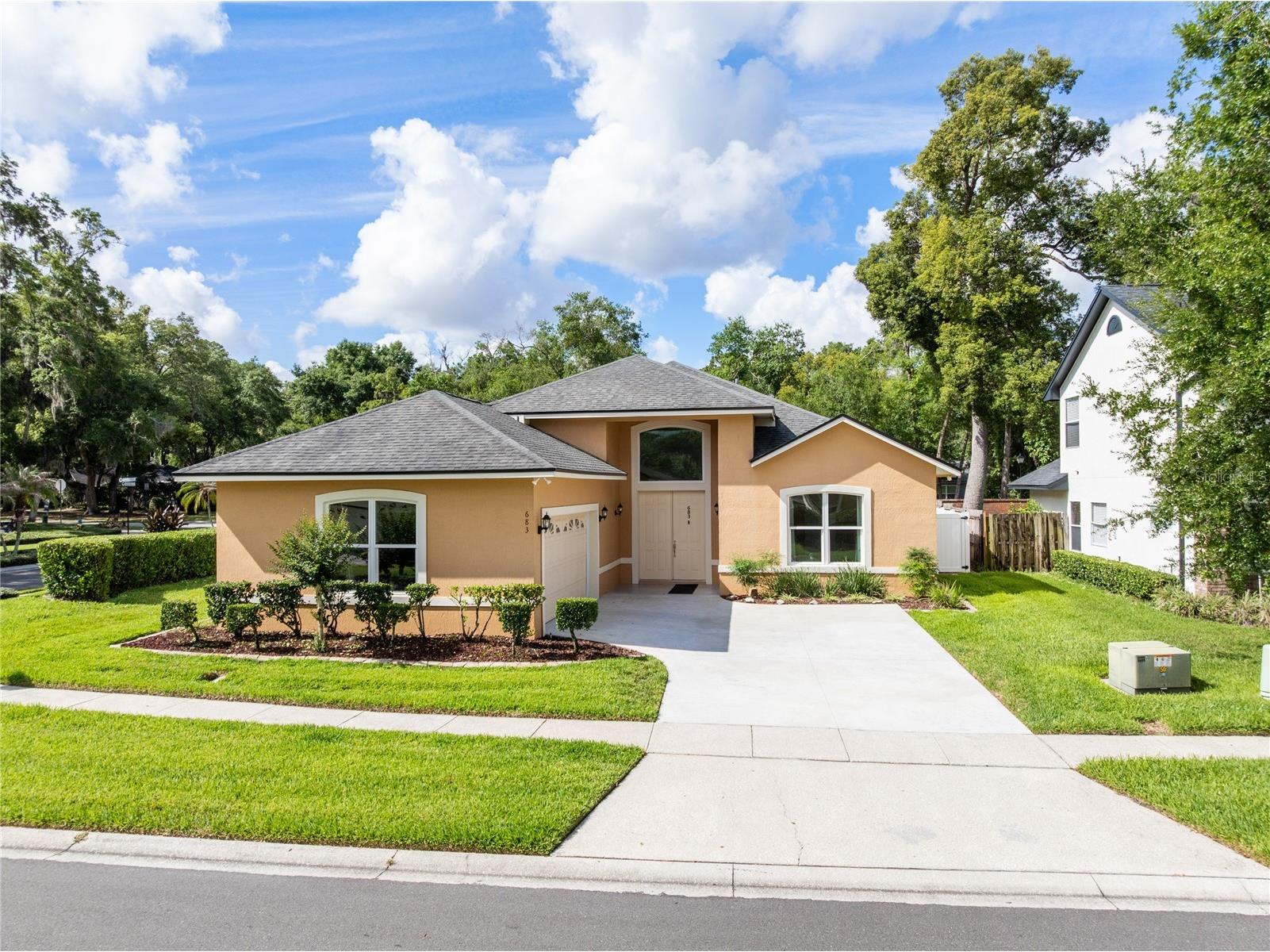 683 Oak Hollow Way Altamonte Springs FL 32714 O6410094 image2