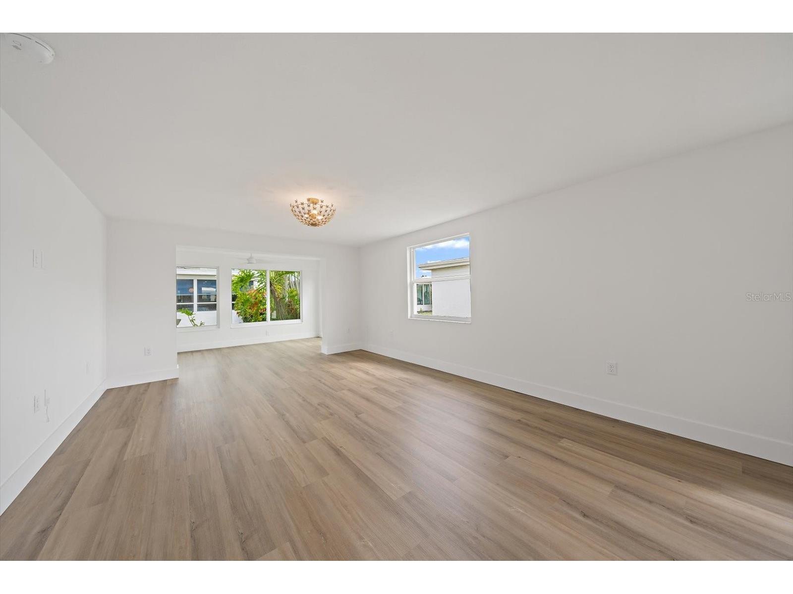683 Spanish Drive S #214 Longboat Key FL 34228 A4699875 image17