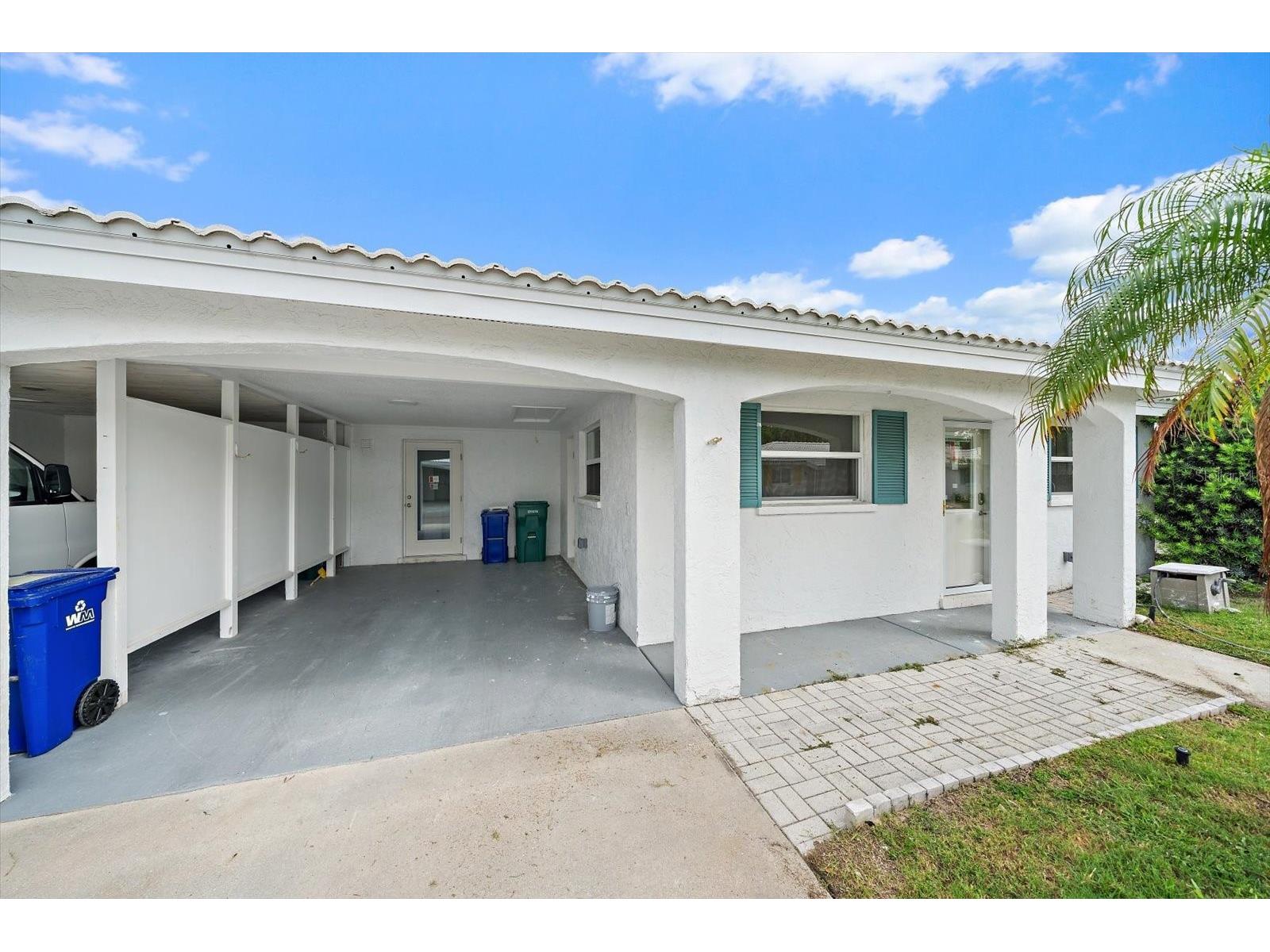 683 Spanish Drive S #214 Longboat Key FL 34228 A4699875 image2