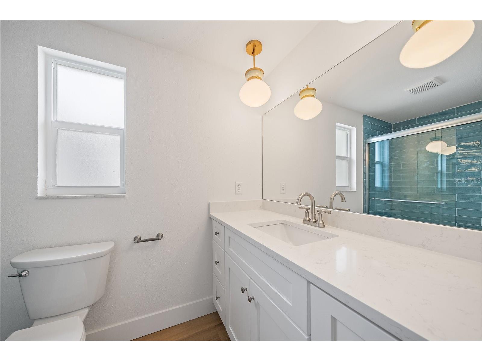 683 Spanish Drive S #214 Longboat Key FL 34228 A4699875 image21