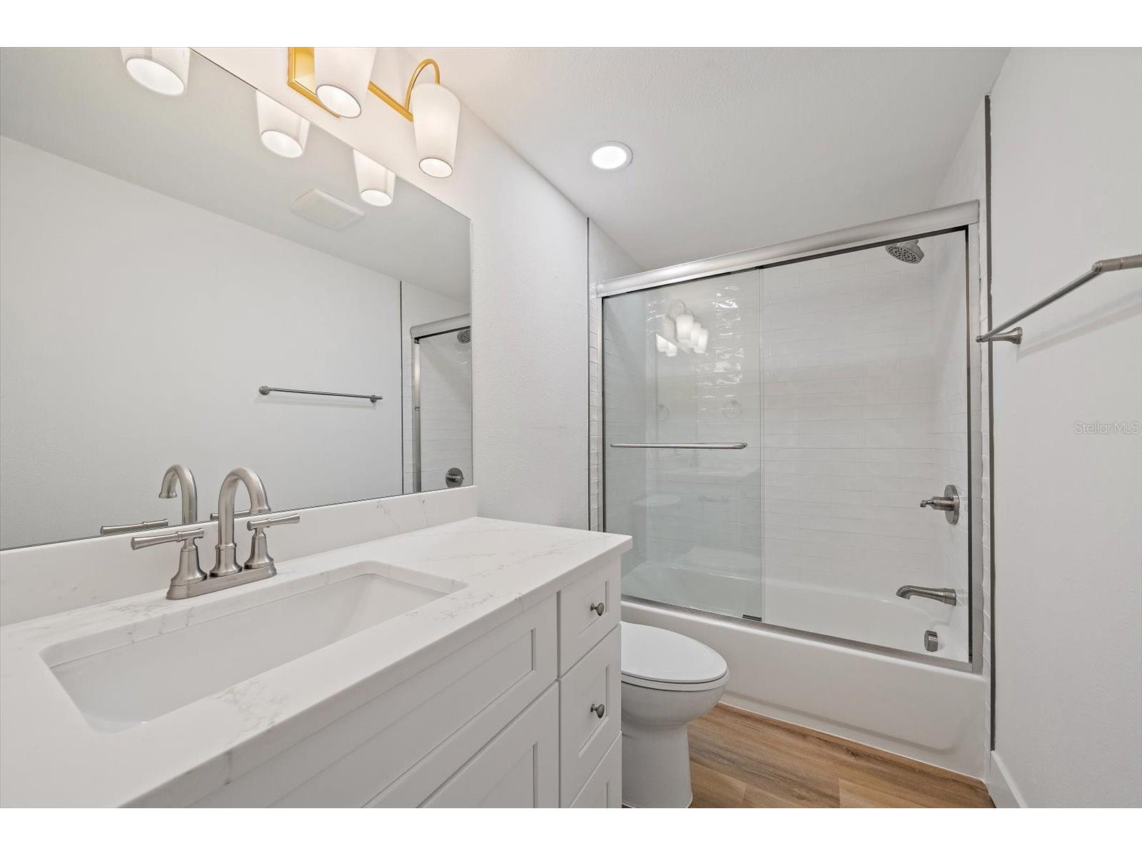 683 Spanish Drive S #214 Longboat Key FL 34228 A4699875 image24