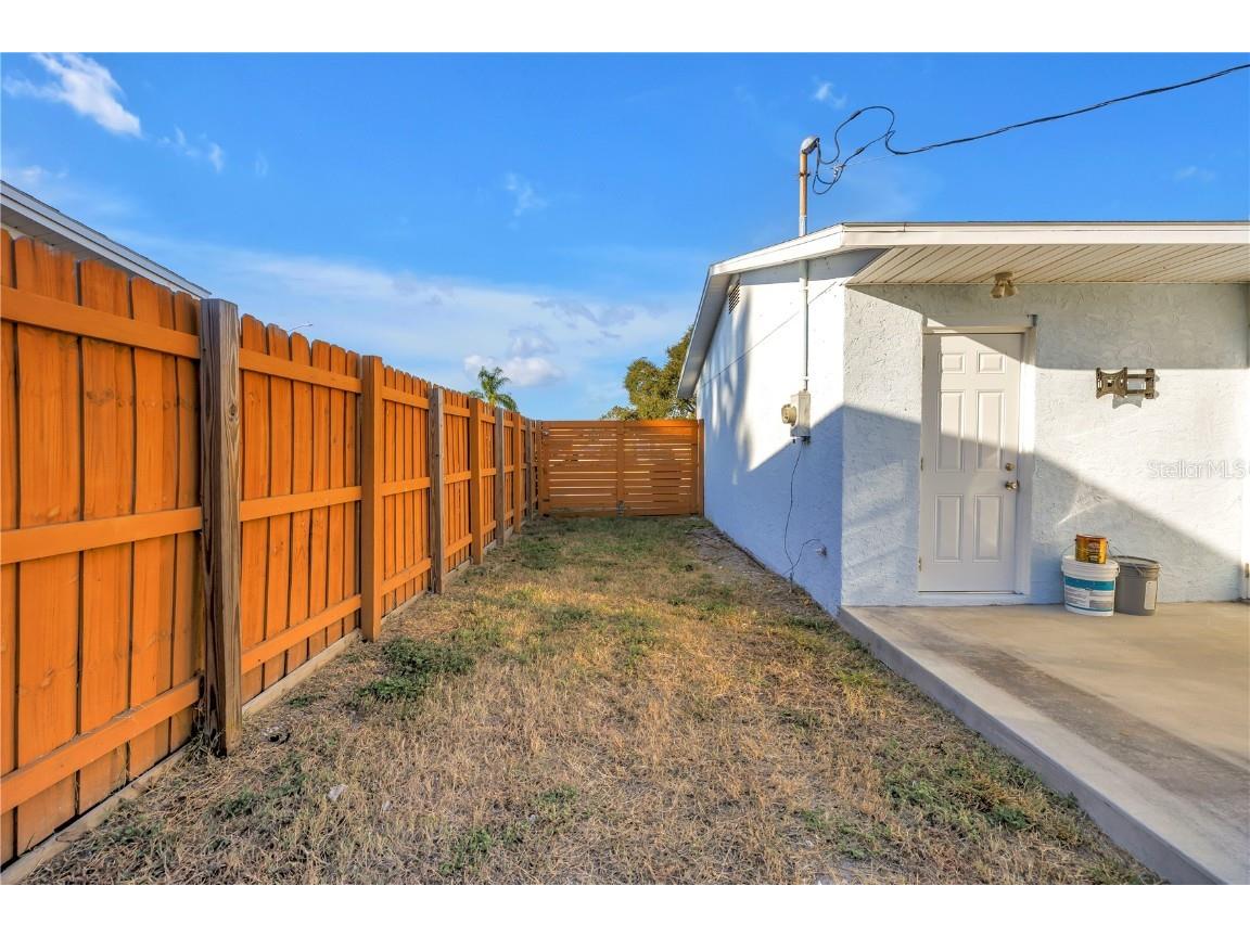 6830 35th Avenue N Saint Petersburg FL 33710 TB8442851 image10