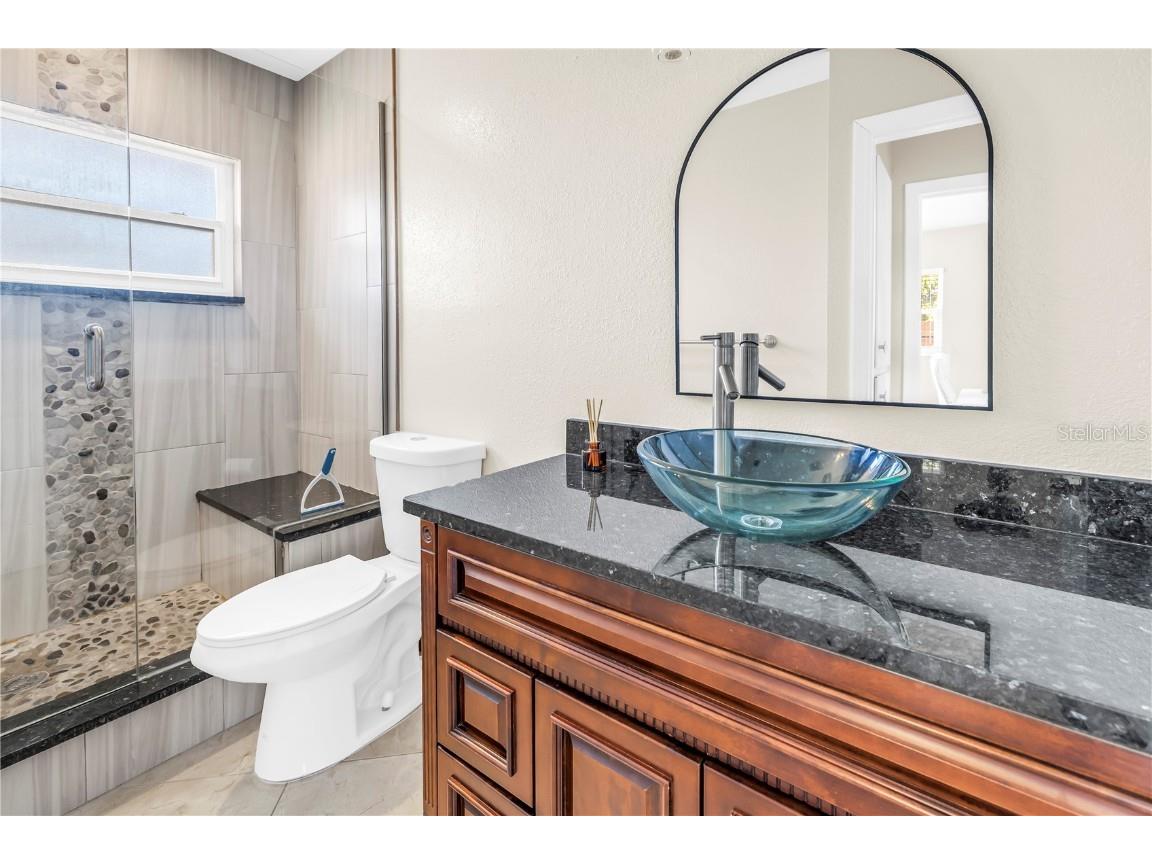 6830 35th Avenue N Saint Petersburg FL 33710 TB8442851 image4