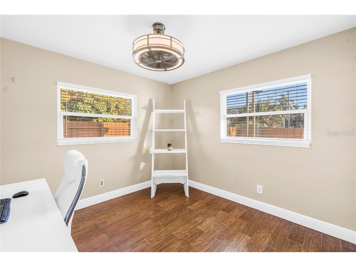 6830 35th Avenue N Saint Petersburg FL 33710 TB8442851 image7