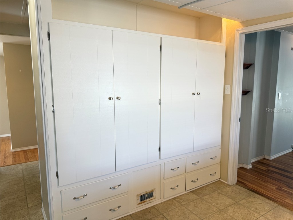 6830 Americana Drive NE #127 Saint Petersburg FL 33702 - TAMPA BAY TB8435944 image9