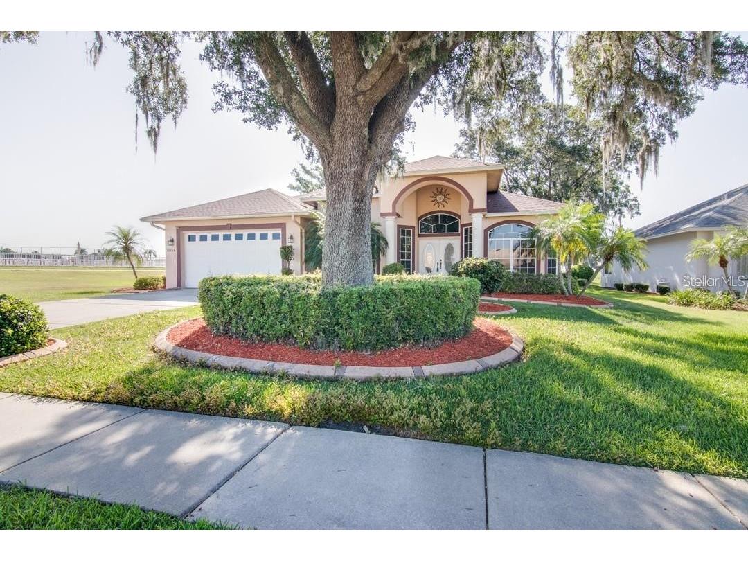 6831 Hermitage Drive Lakeland FL 33810 - LAKE LESTER L4944299 image1