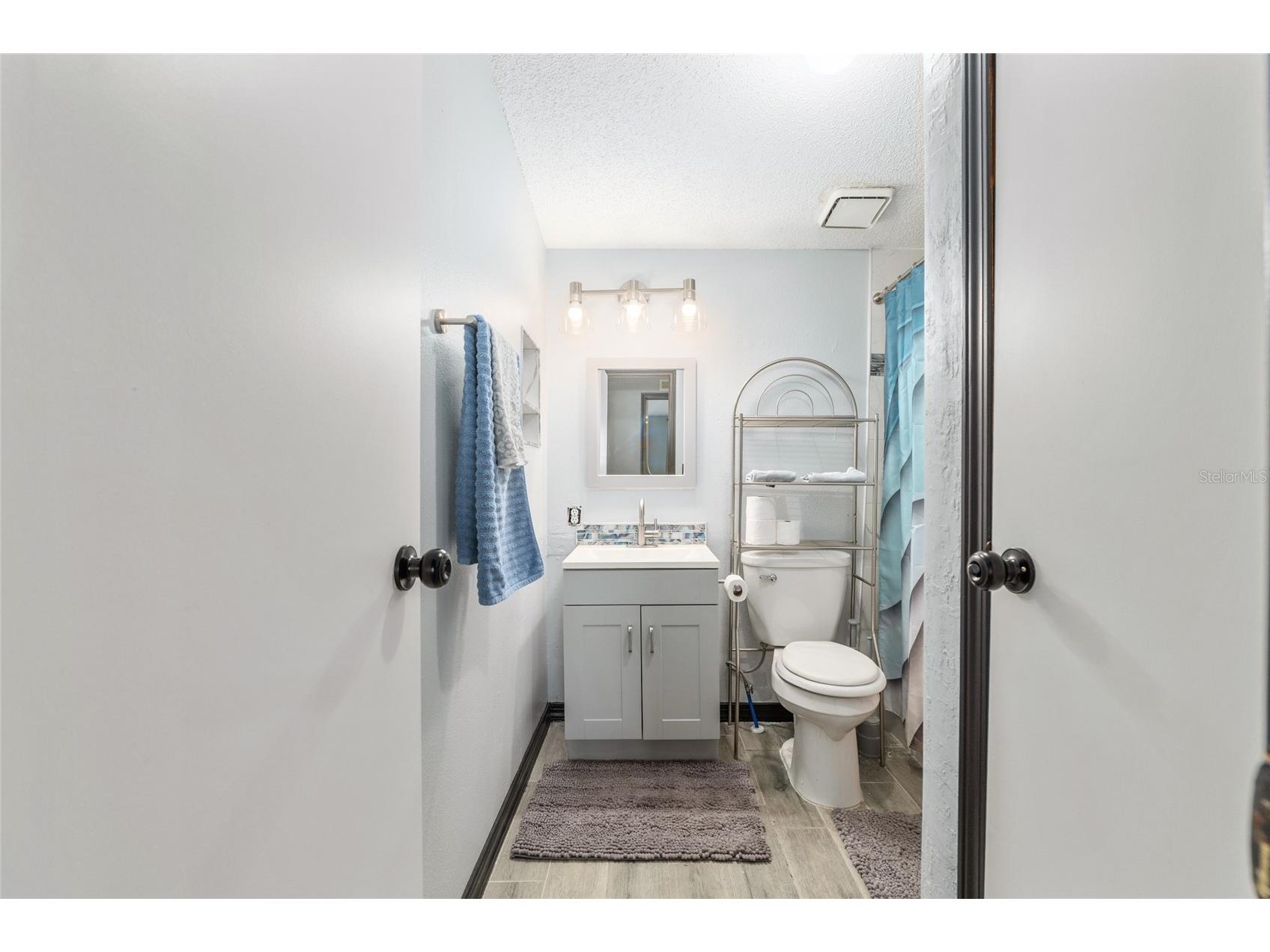 6832 NE 3rd Place Ocala FL 34470 OM719547 image39