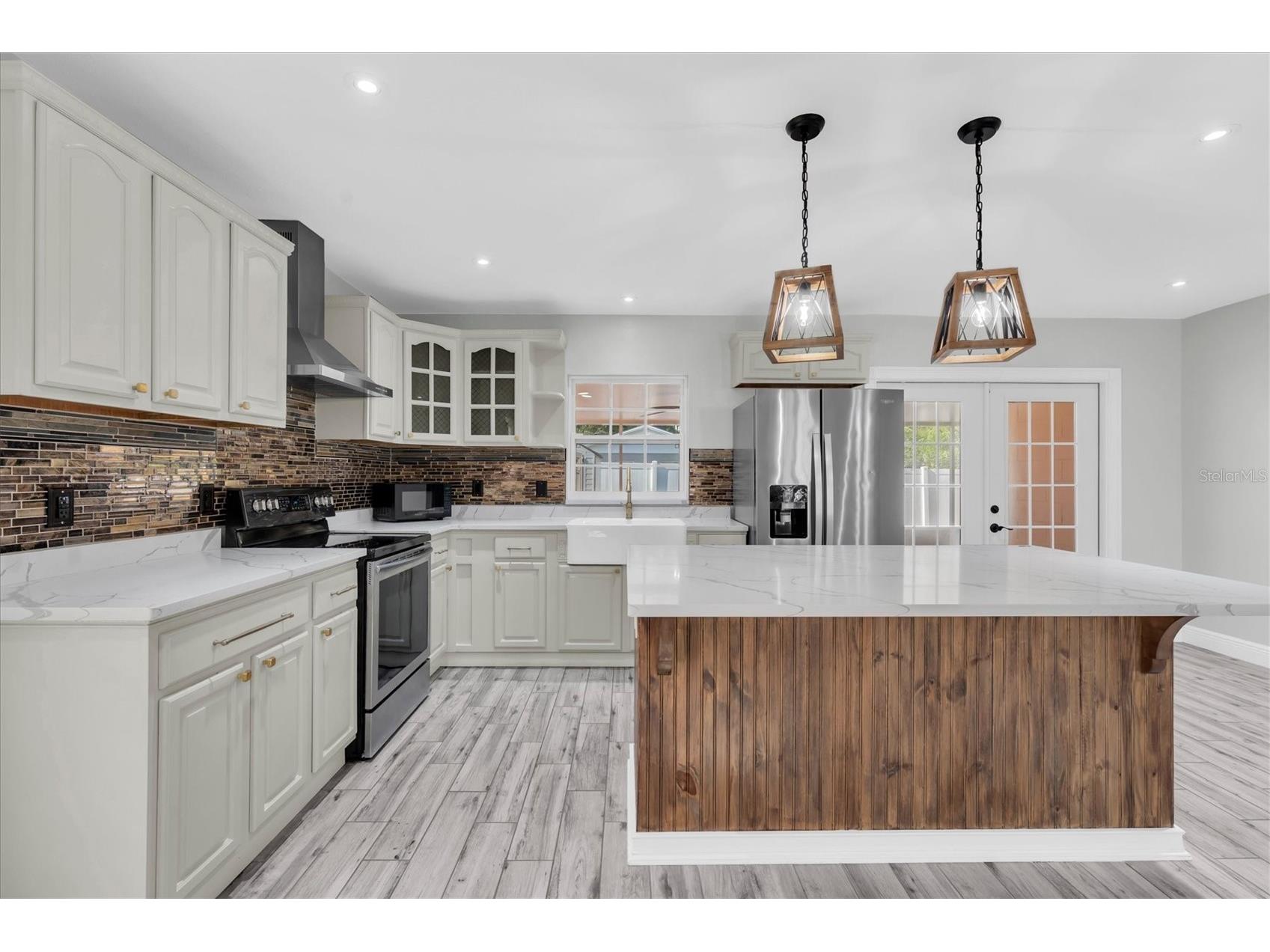6832 Swain Avenue Tampa FL 33625 TB8523768 image11