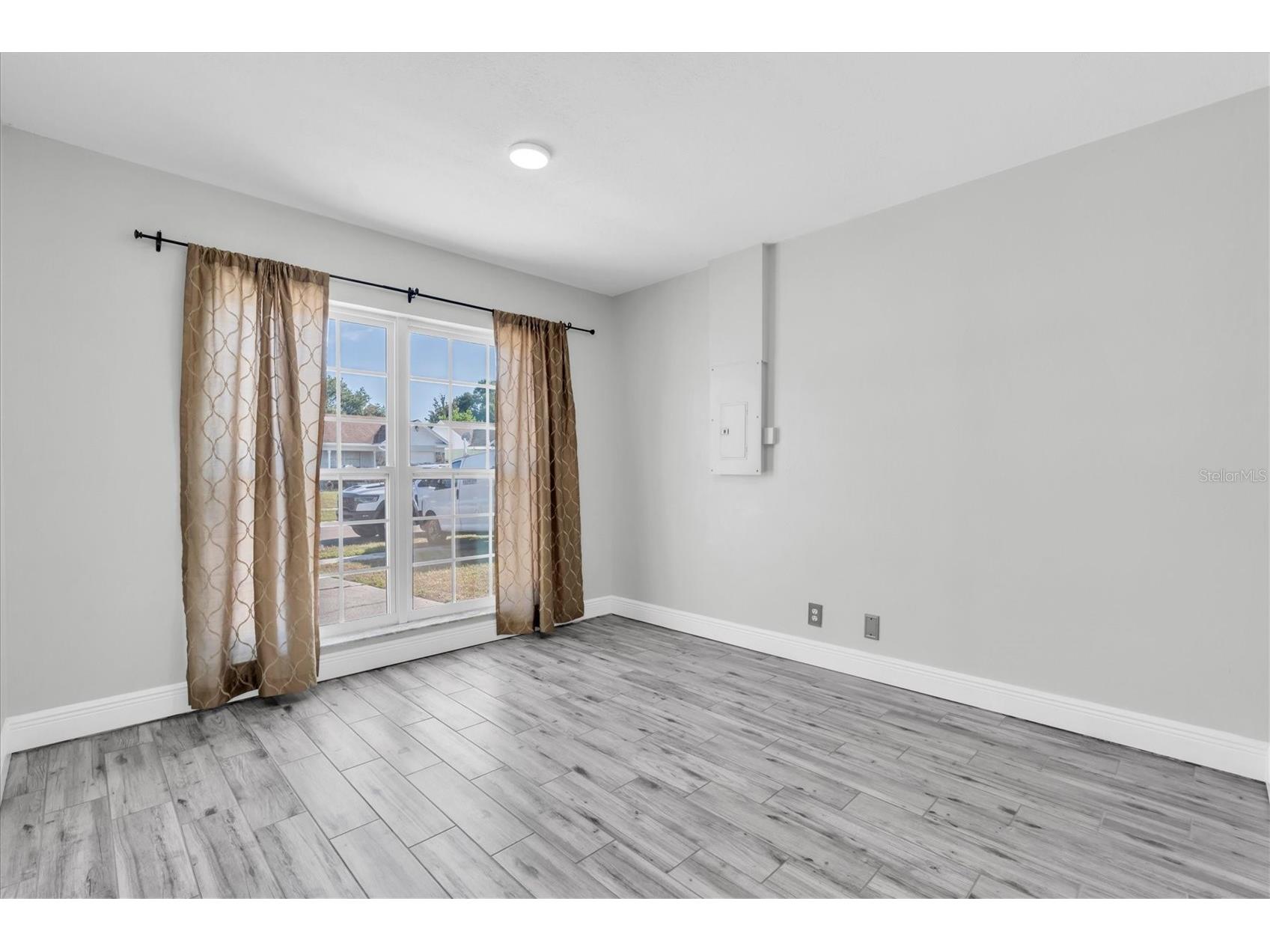 6832 Swain Avenue Tampa FL 33625 TB8523768 image16