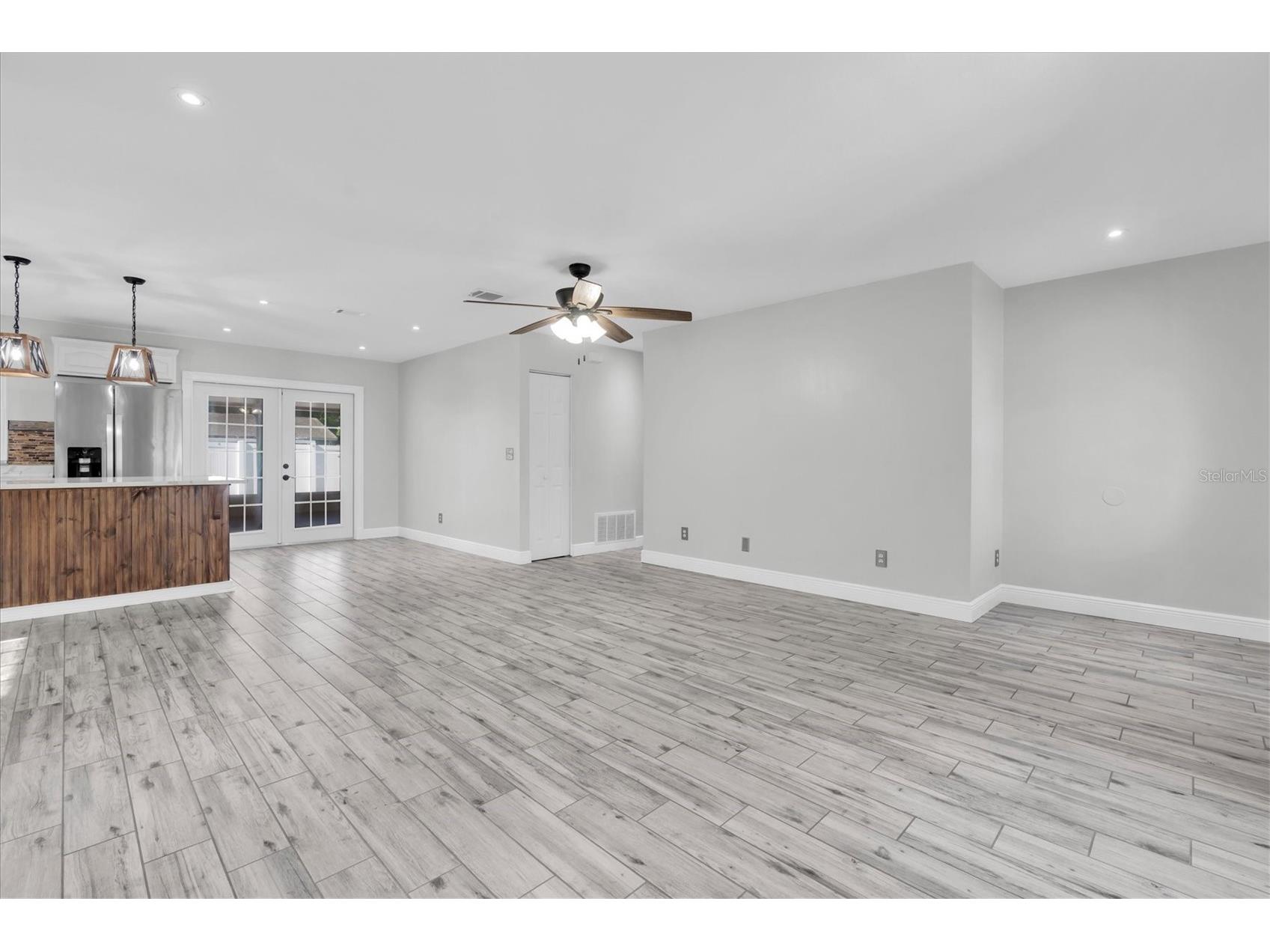 6832 Swain Avenue Tampa FL 33625 TB8523768 image4