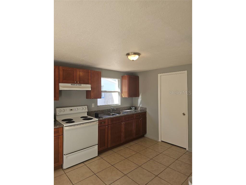 6833 81st Avenue N Pinellas Park FL 33781 TB8452986 image3