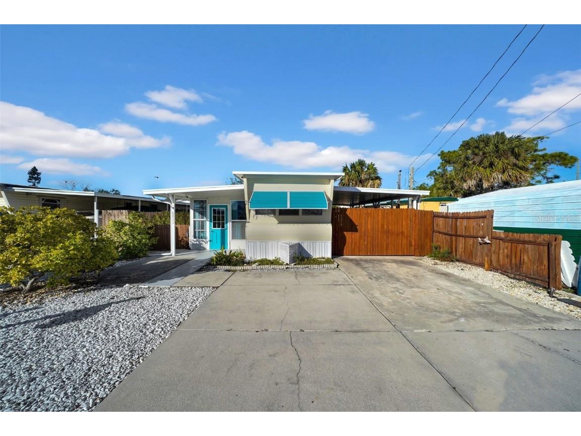 6833 Osprey Lane Hudson FL 34667 - GULF OF MEXICO W7870951 image1