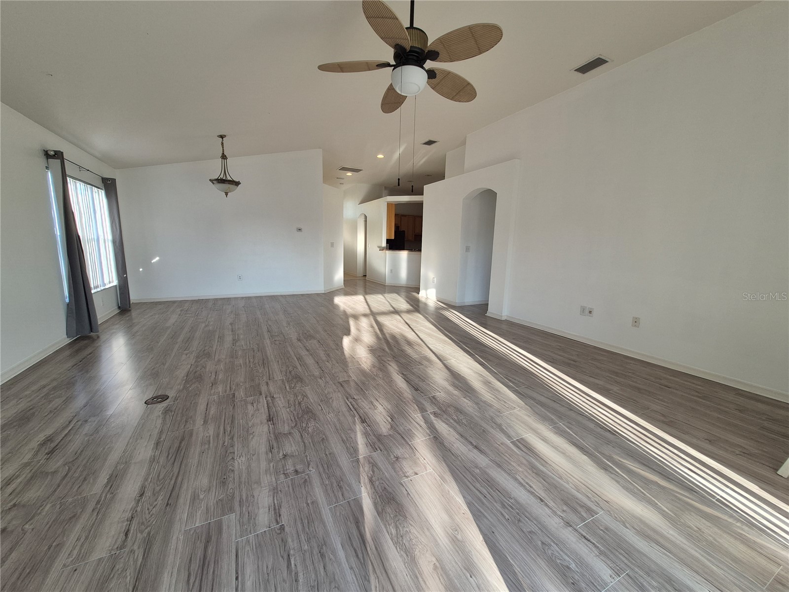6833 Runner Oak Drive Zephyrhills FL 33545 TB8513841 image19