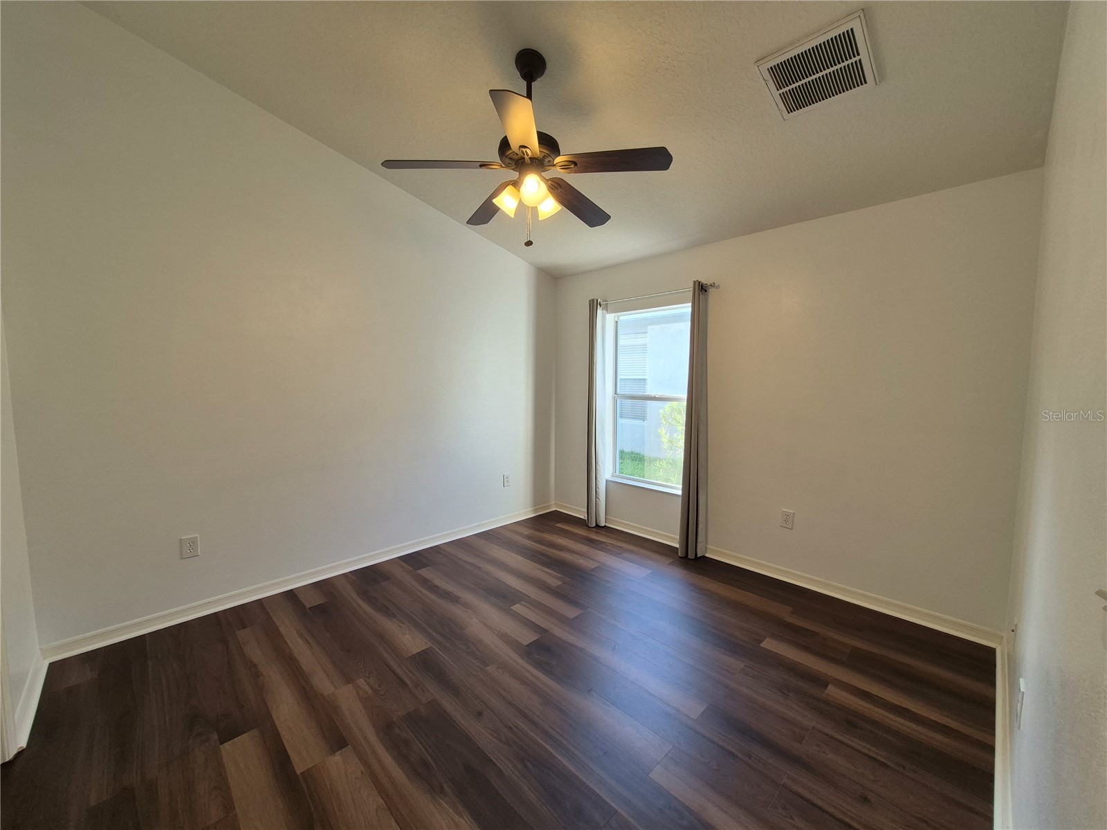 6833 Runner Oak Drive Zephyrhills FL 33545 TB8513841 image5