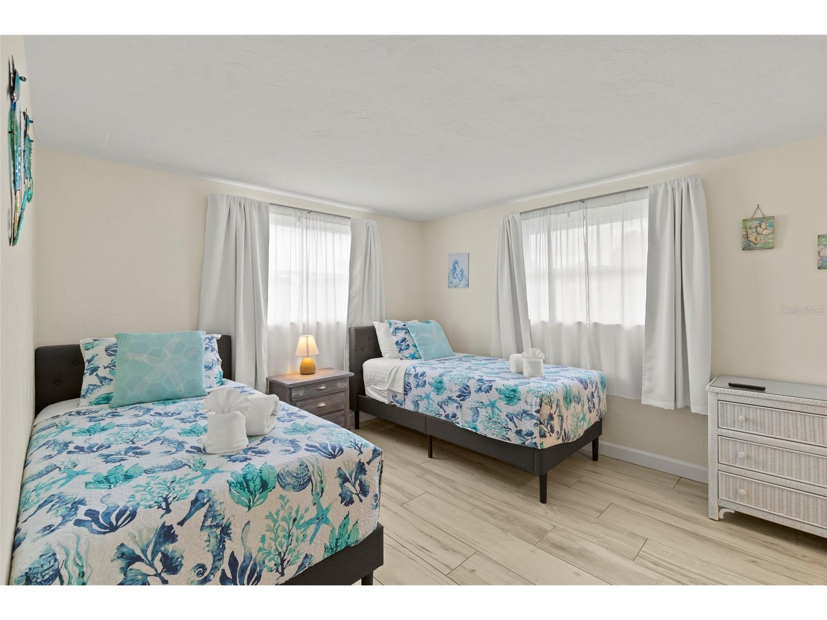 6836 Roxbury Drive Sarasota FL 34231 A4686601 image15