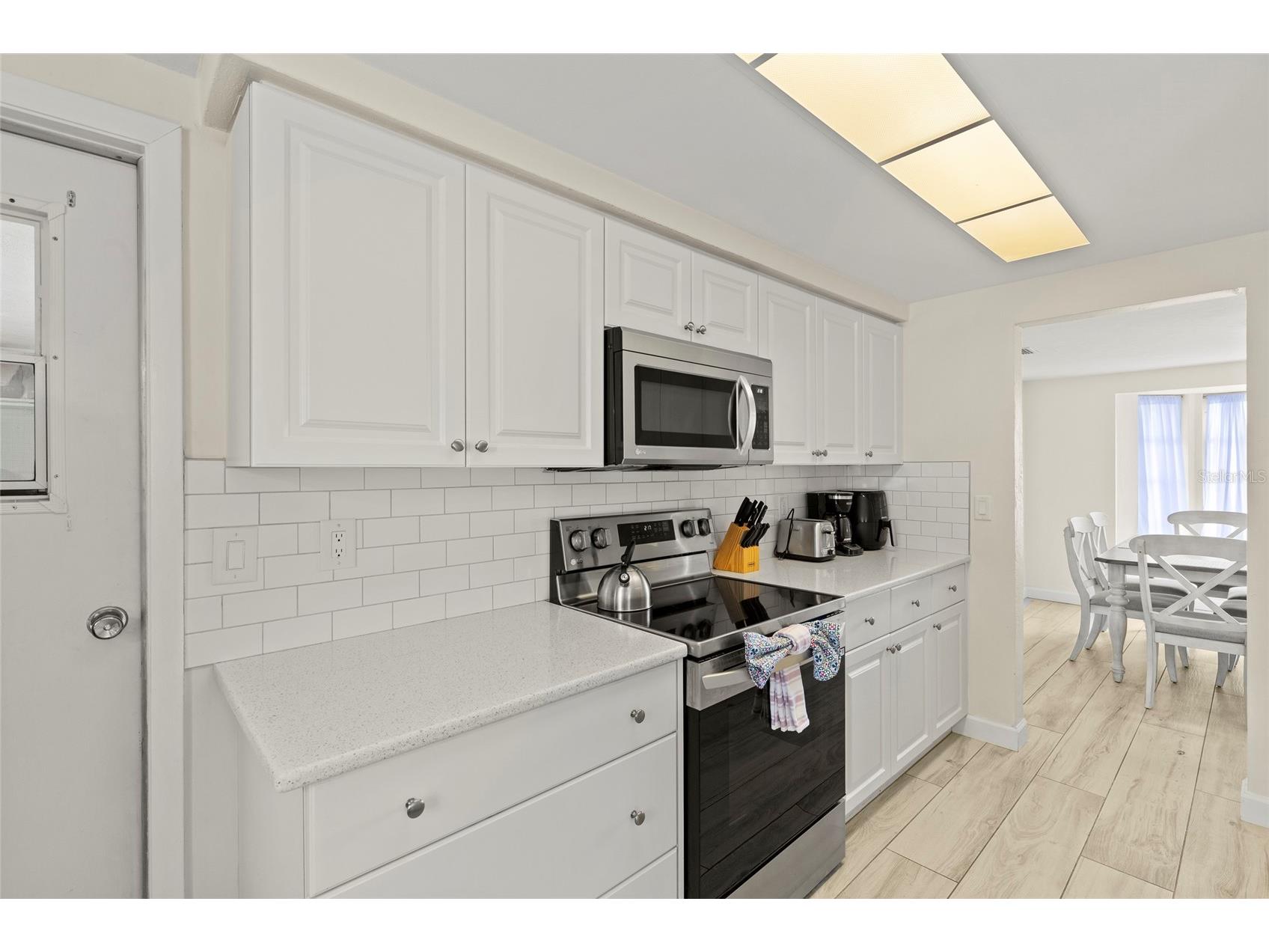 6836 Roxbury Drive Sarasota FL 34231 A4686601 image7
