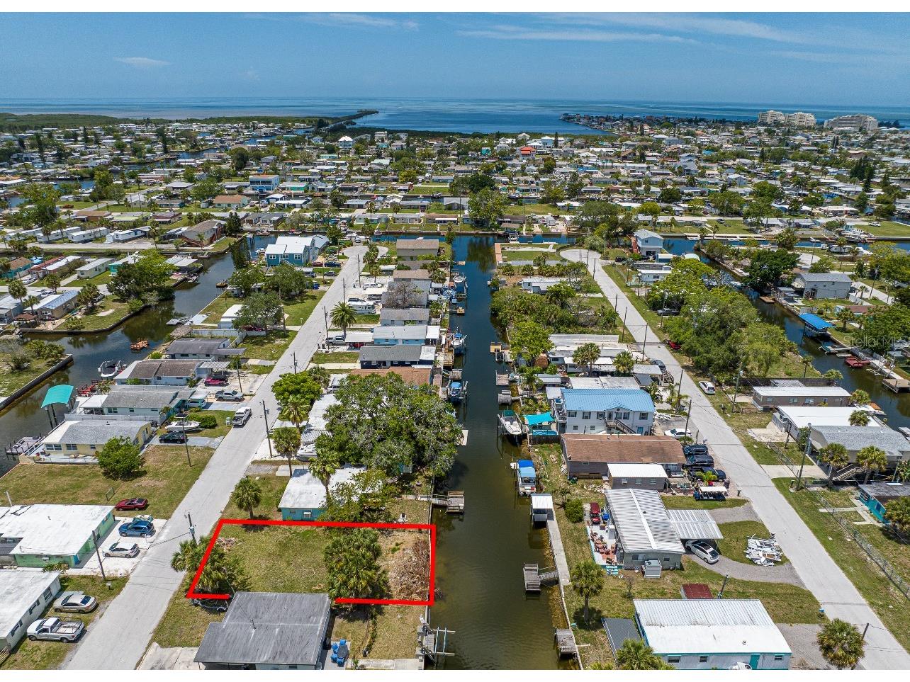 6837 Sanderling Lane Hudson FL 34667 - CANAL TO GULF OF MEXICO A4695299 image7