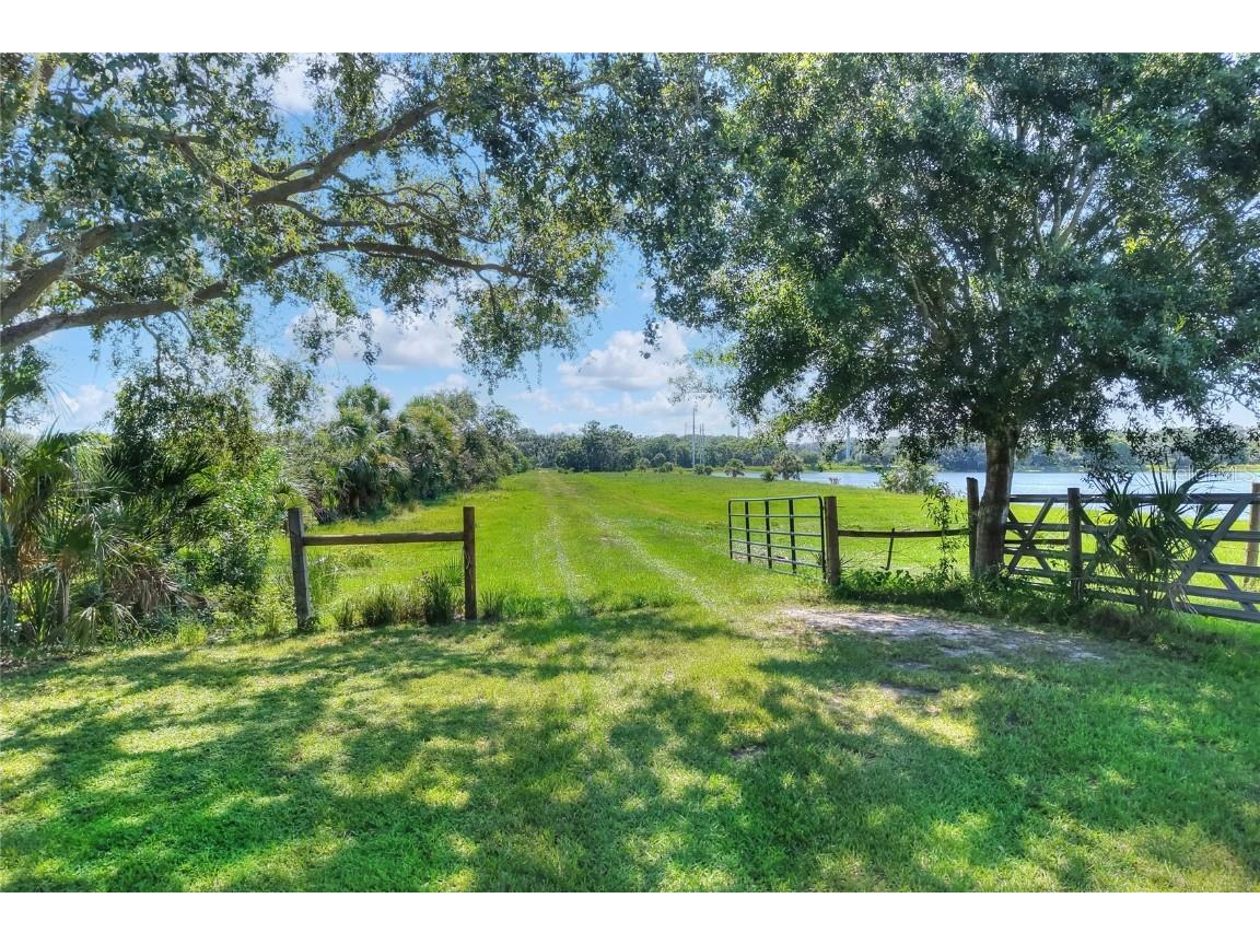 6838 Mary Lou Drive Riverview FL 33578 TB8421427 image2