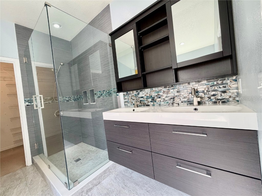 6838 Runner Oak Drive Wesley Chapel FL 33545 TB8450017 image16