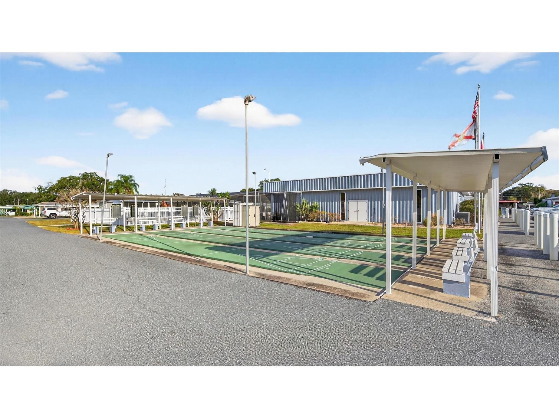 684 Cindi Avenue Leesburg FL 34788 V4946373 image38