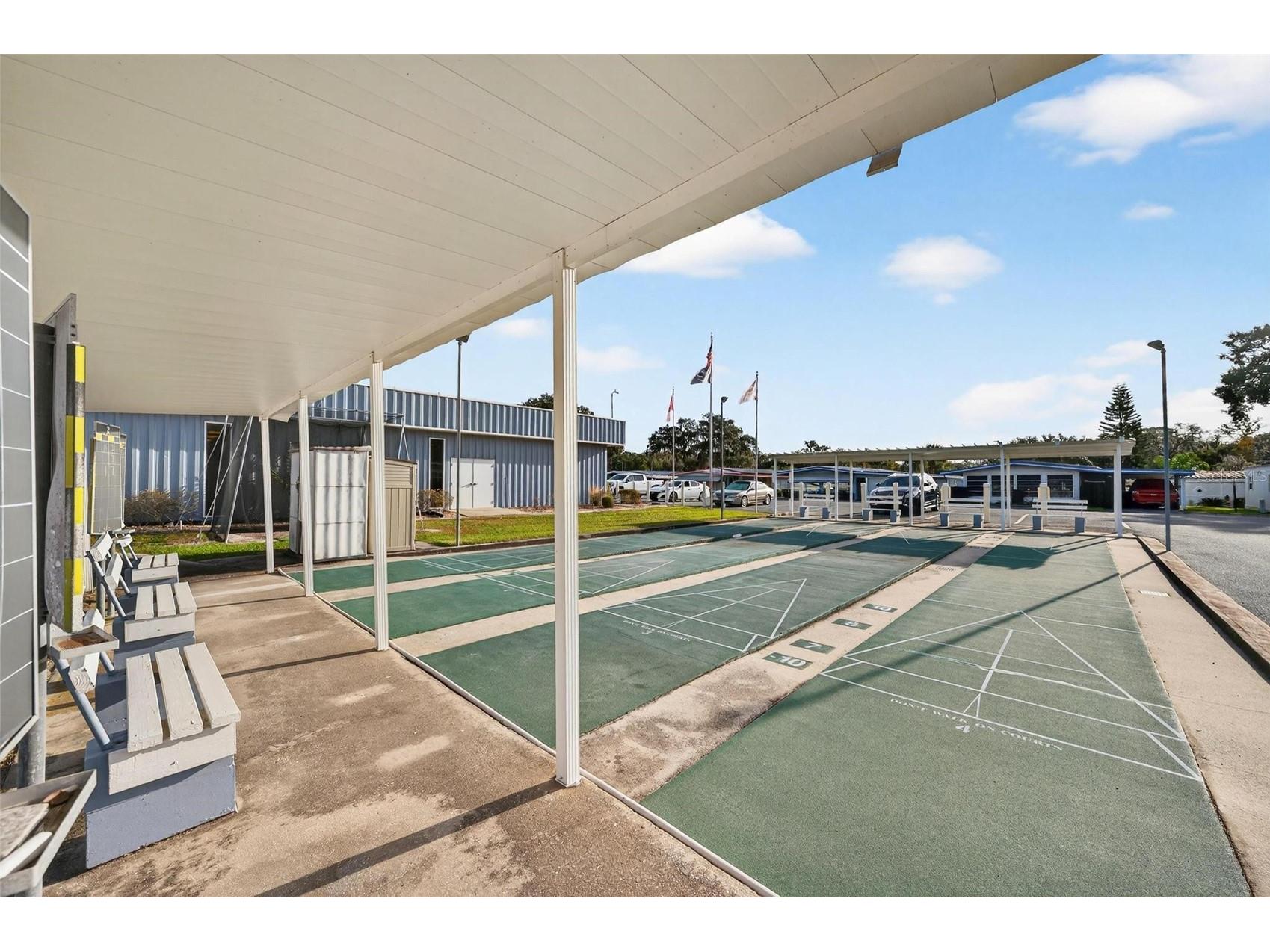 684 Cindi Avenue Leesburg FL 34788 V4946373 image39