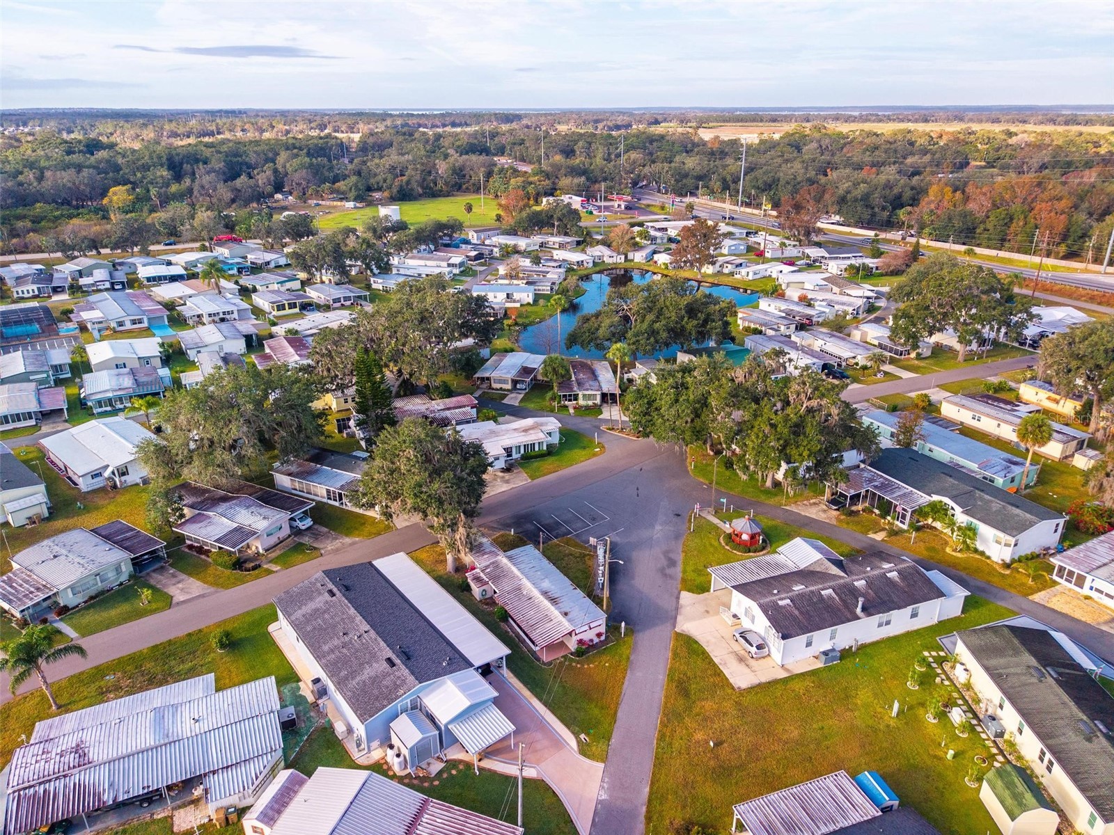 684 Cindi Avenue Leesburg FL 34788 V4946373 image45