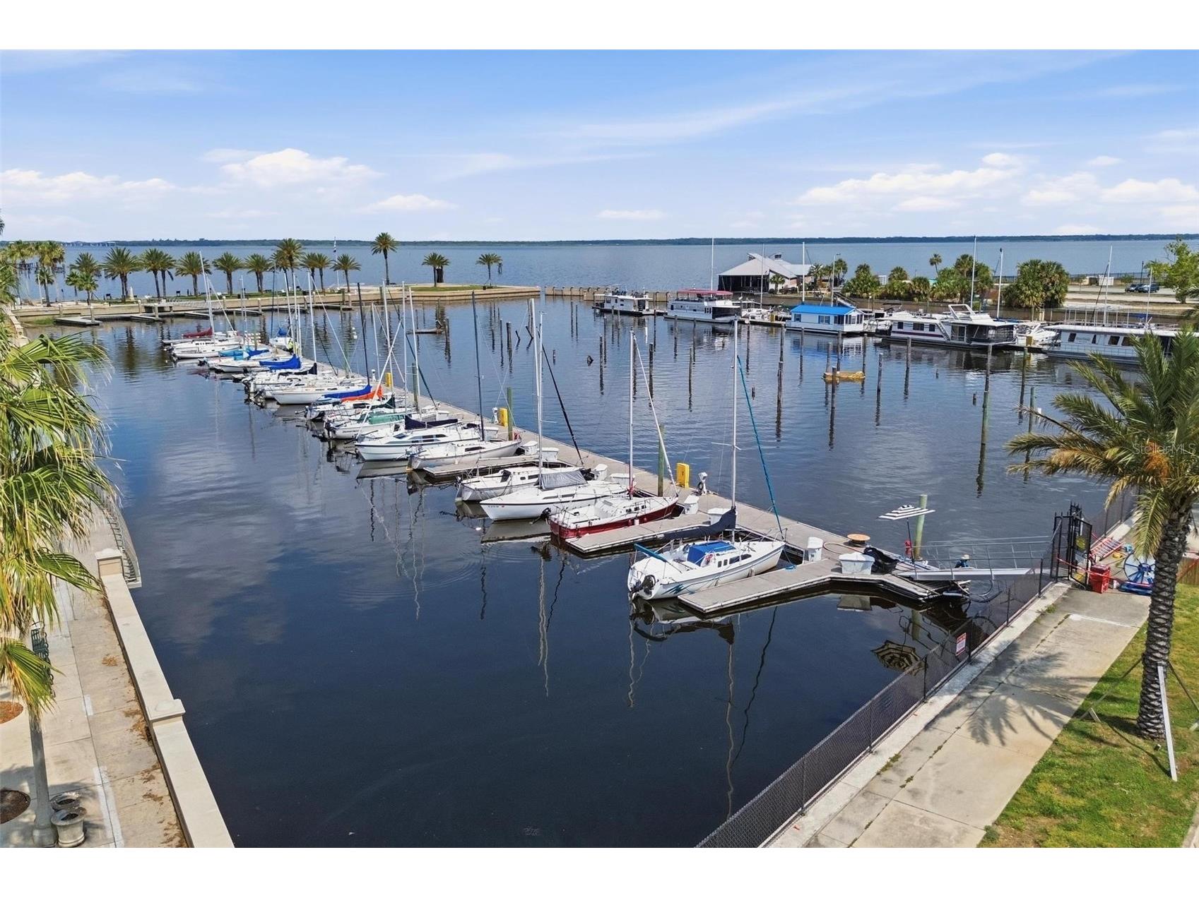 684 Crows Bluff Lane Sanford FL 32773 V4949005 image48