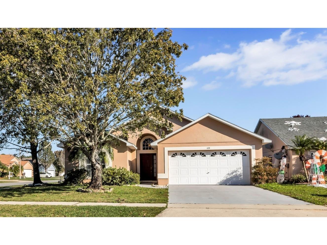 684 Eagle Pointe S Kissimmee FL 34746 O6165368 image1