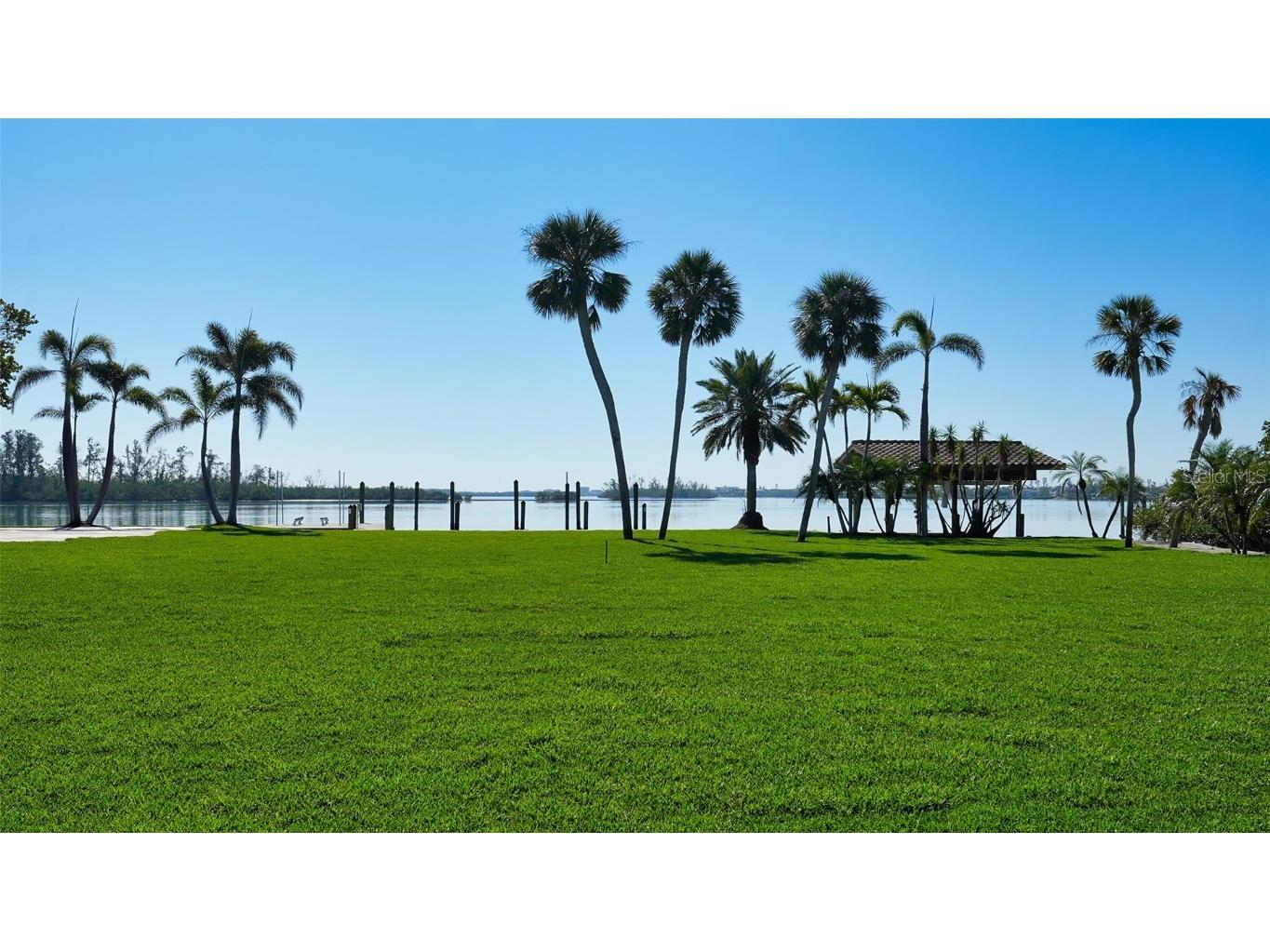 684 Freeling Drive Sarasota FL 34242 - ROBERTS BAY A4675752 image23