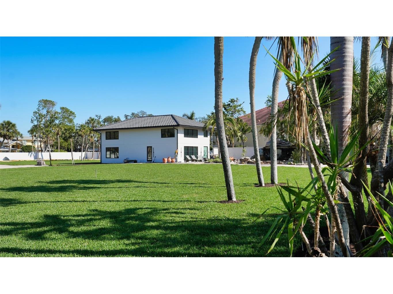 684 Freeling Drive Sarasota FL 34242 - ROBERTS BAY A4675757 image19