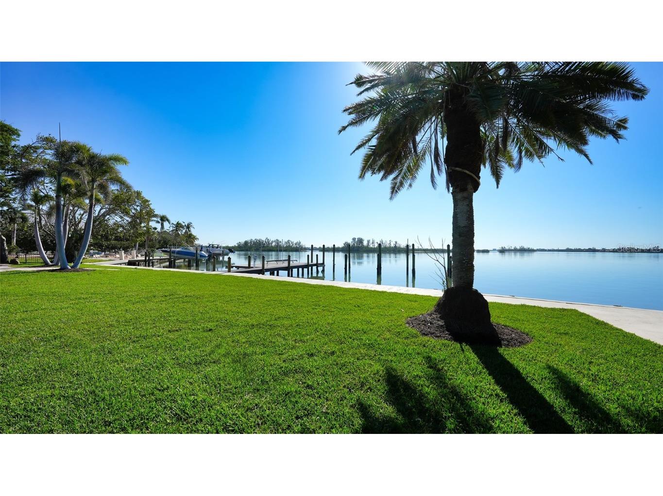 684 Freeling Drive Sarasota FL 34242 - ROBERTS BAY A4675757 image21